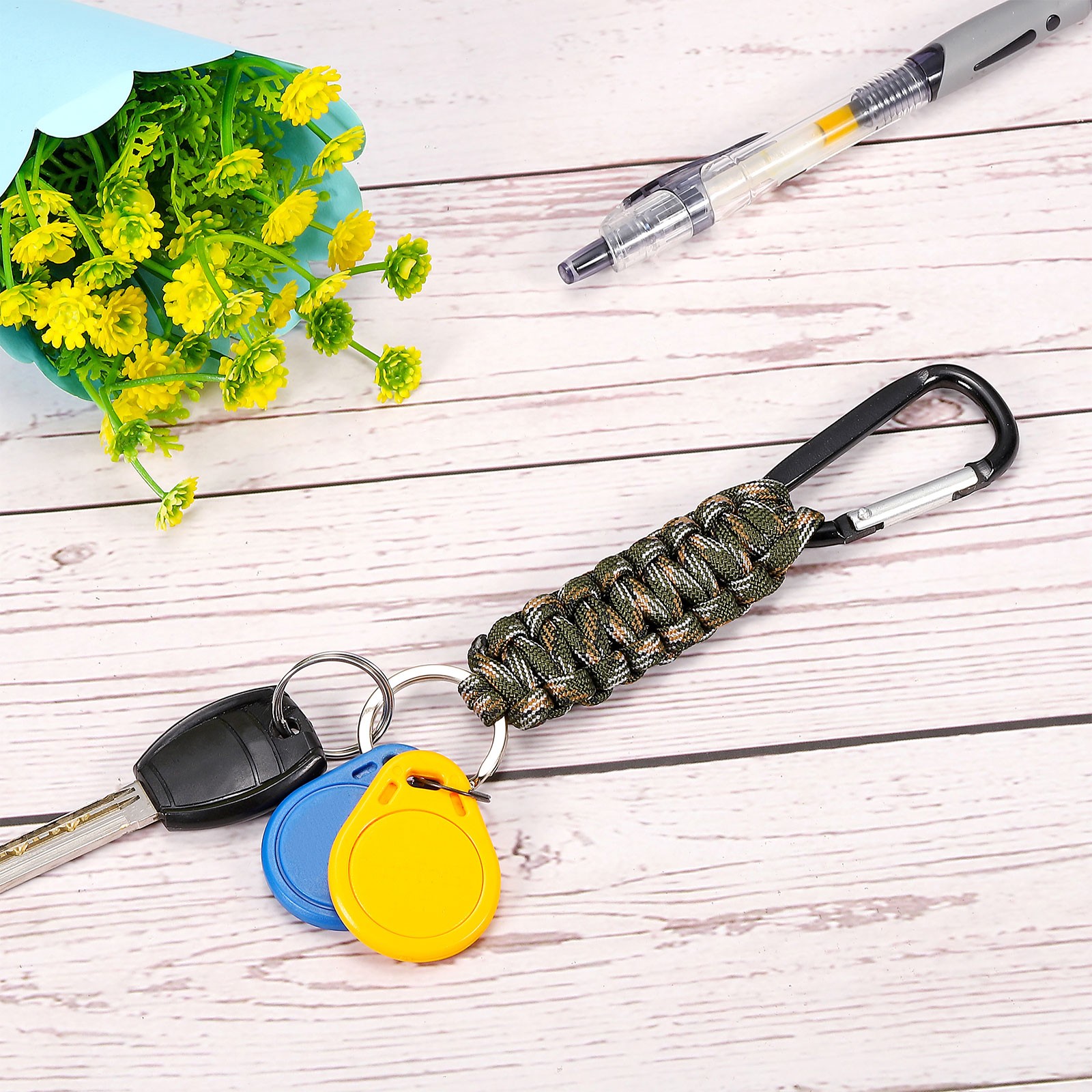 2Pcs Paracord Keychains Braided Paracord Lanyard Keychain Clip Khaki