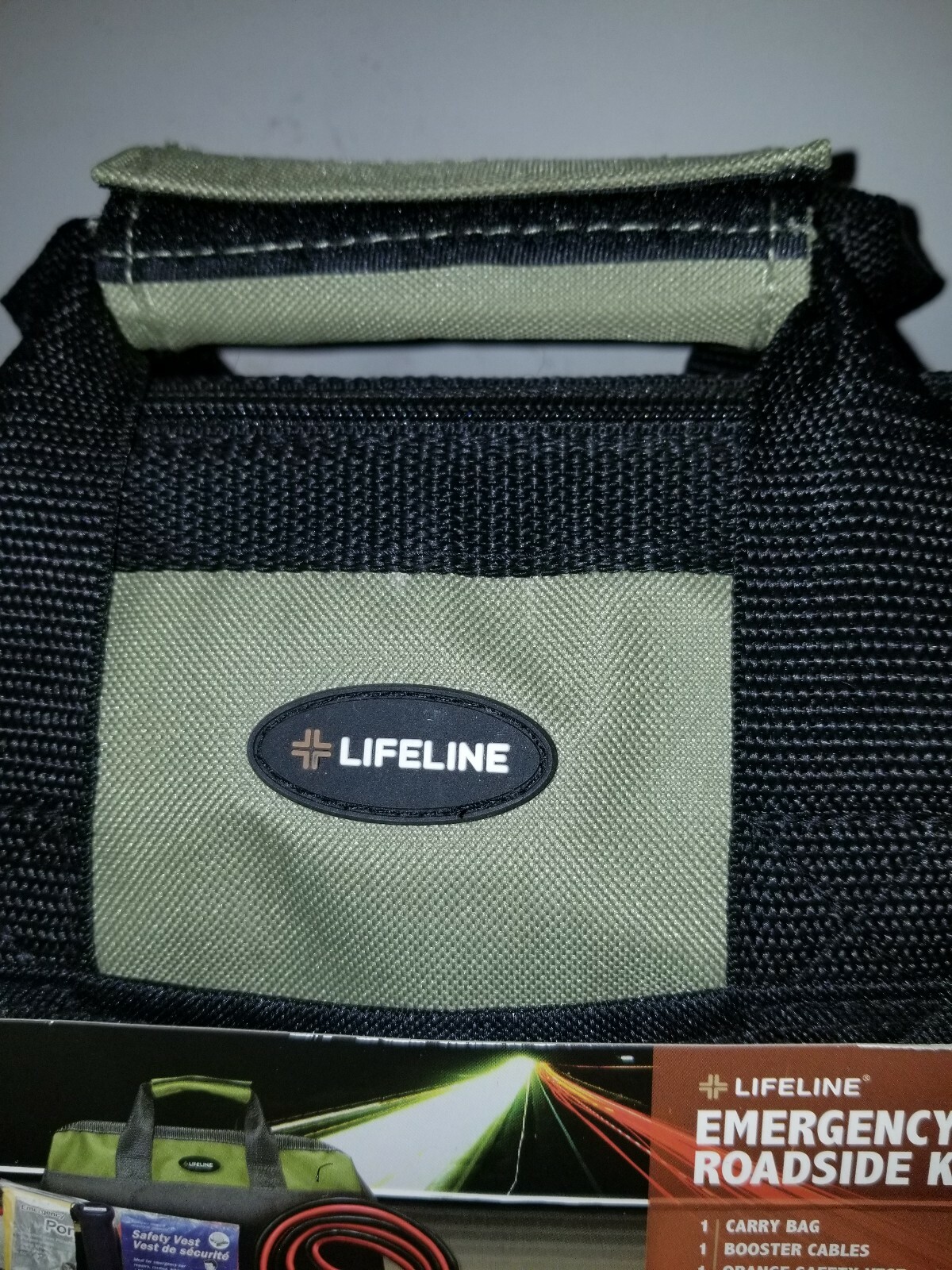 Lifeline First Aid THE EMERGENCY ROADSIDE KIT-DR.BAG – Green/Black-34 Piece