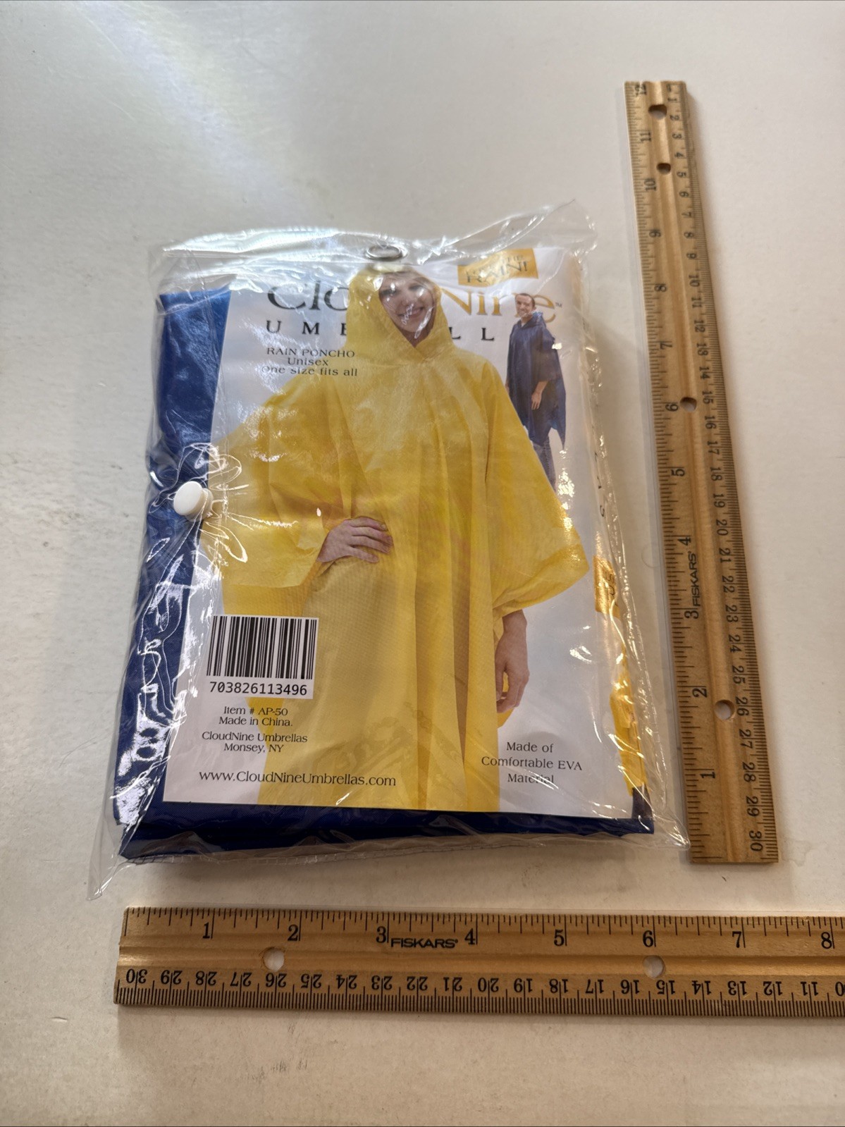 Cloud Nine Emergency Travel Rain Poncho Hooded NEW Navy Blue Unisex coat gear