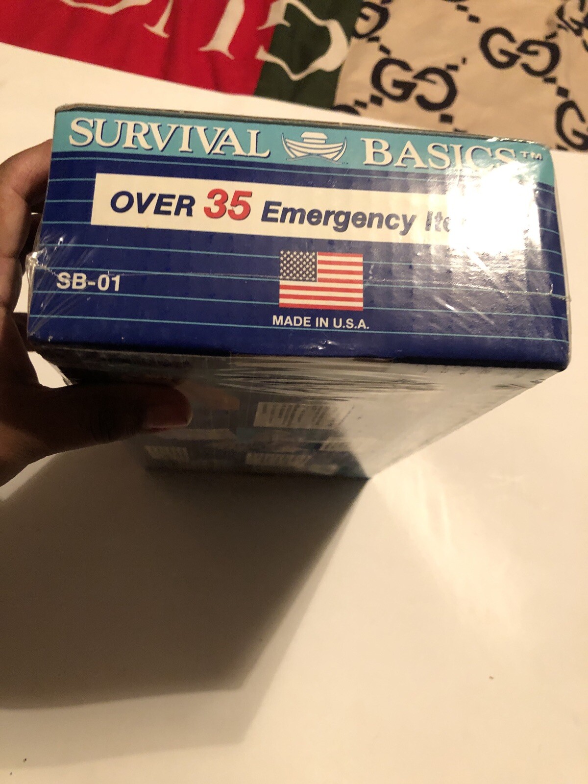 SURVIVAL BASICS BASIC EMERGENCY PREPAREDNESS KIT SB-01 SUSTAINS 1 PERSON 3 DAYS
