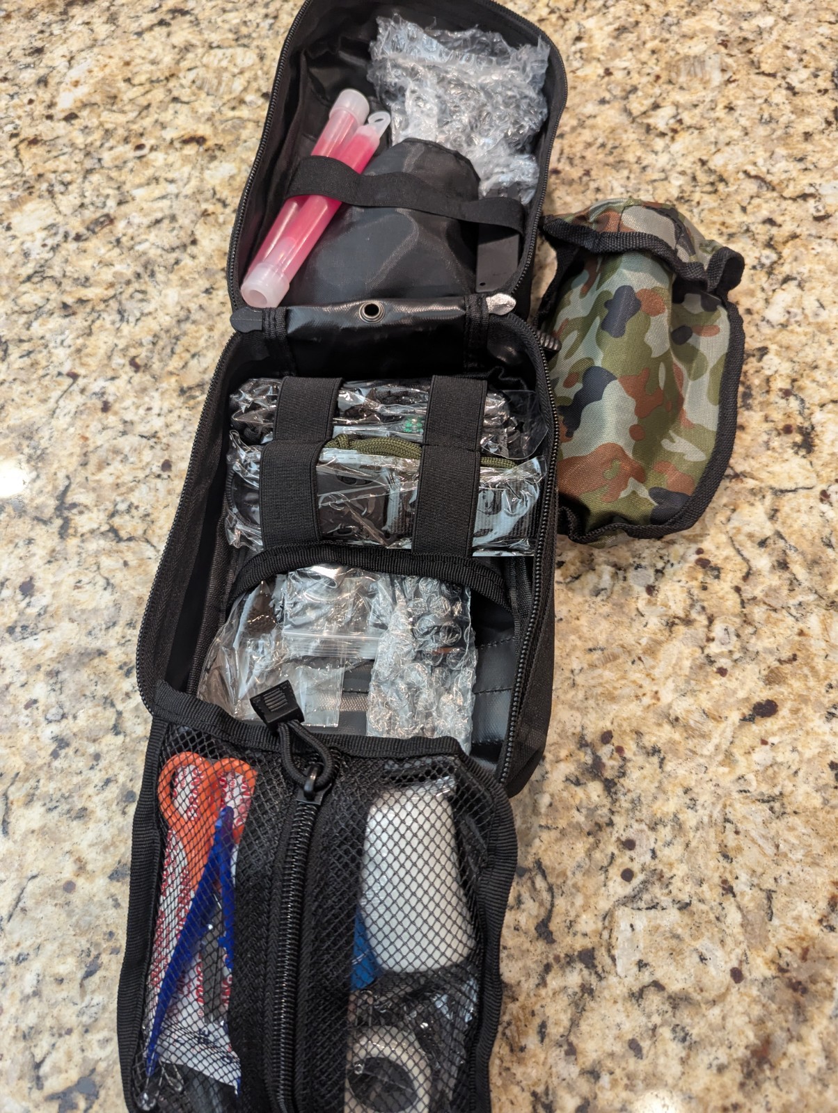 Emergency Kit 24-in-1 Survival Tools Outdoor Safety Compact Hiking Camping Camo