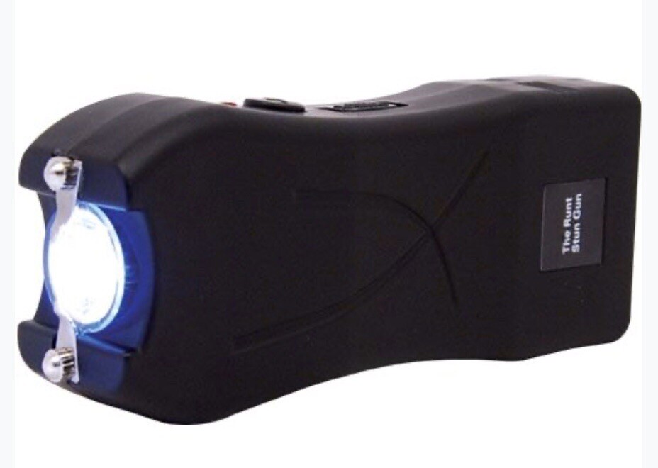 Max AMPERAGE POLICE Stun Gun 911 BLK 80 MV Rechargeable With LED Flashlight NEW