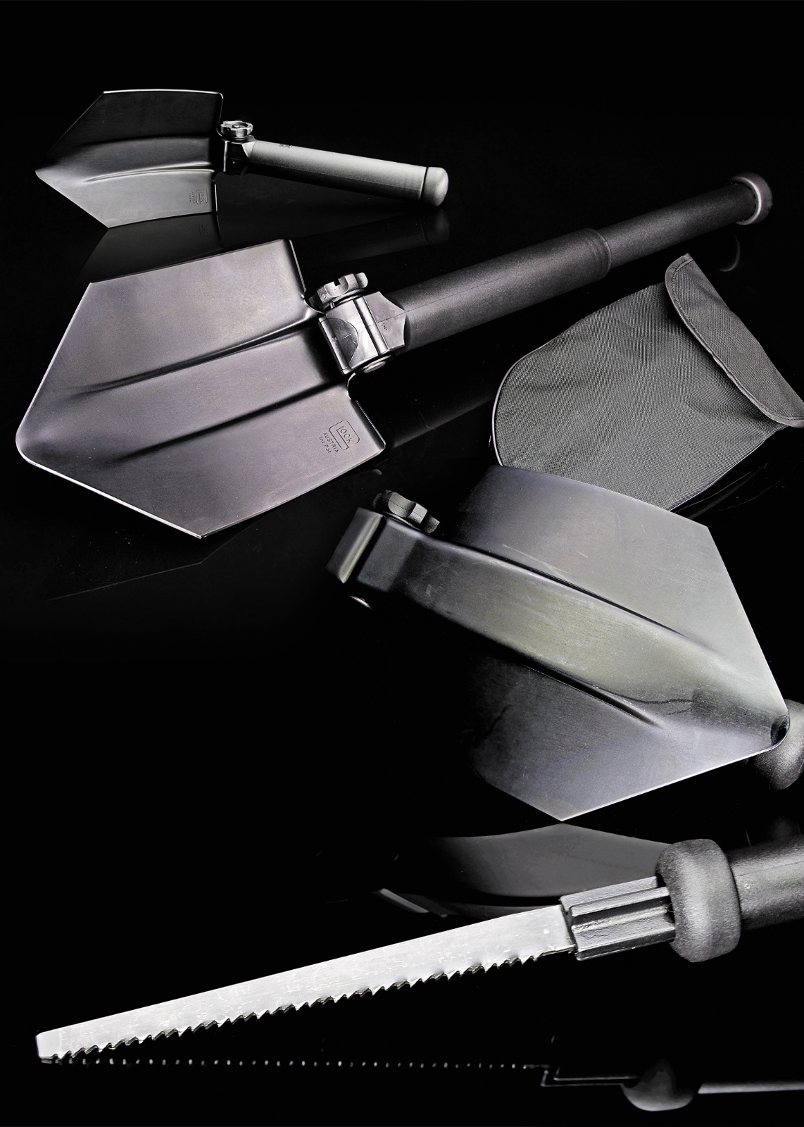 GLOCK® Entrenching Tool W/ Saw & Nylon Pouch – Folding & Telescopic – Austria