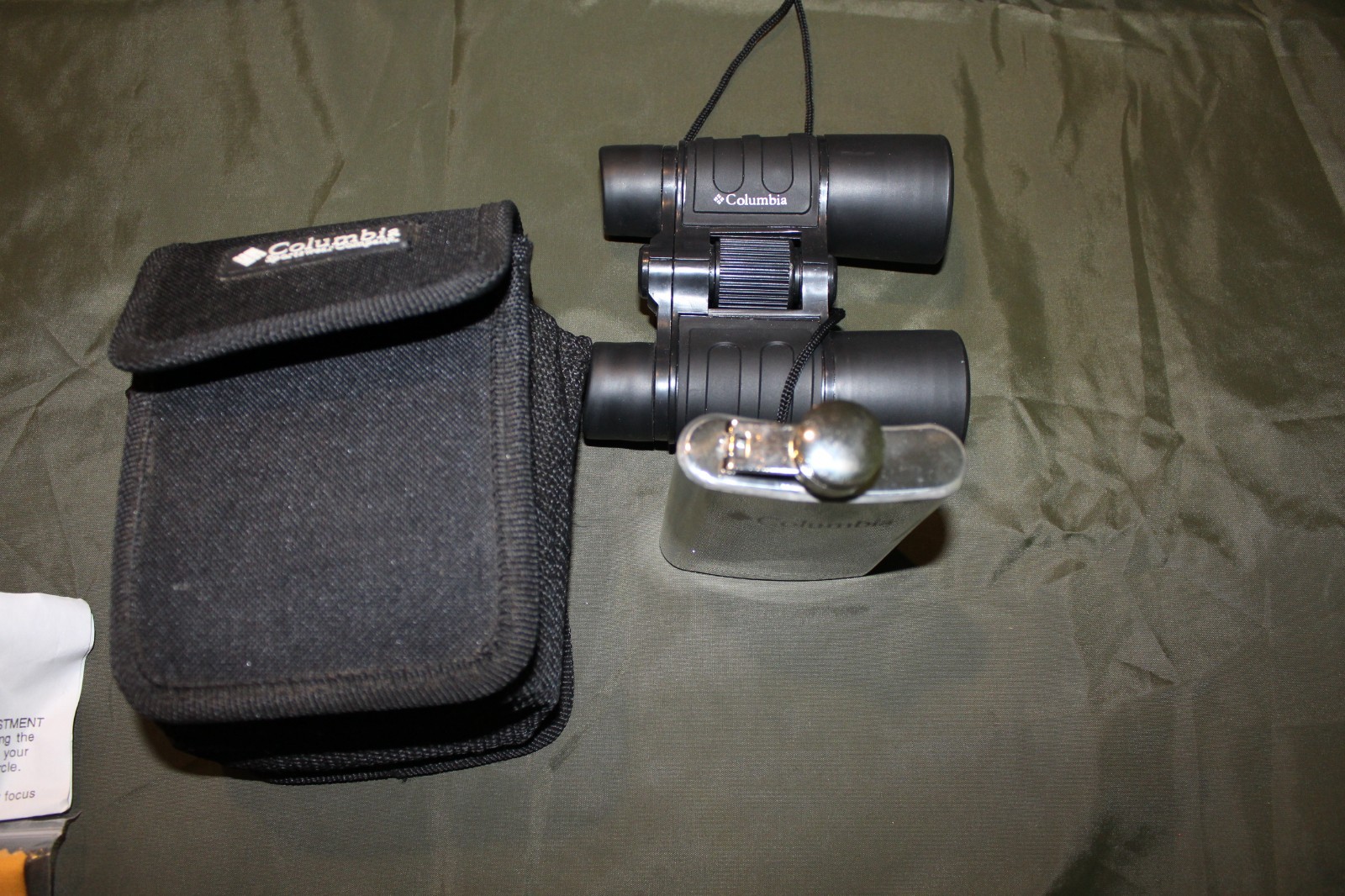 Columbia Binocular Set with Case And Flask No Box