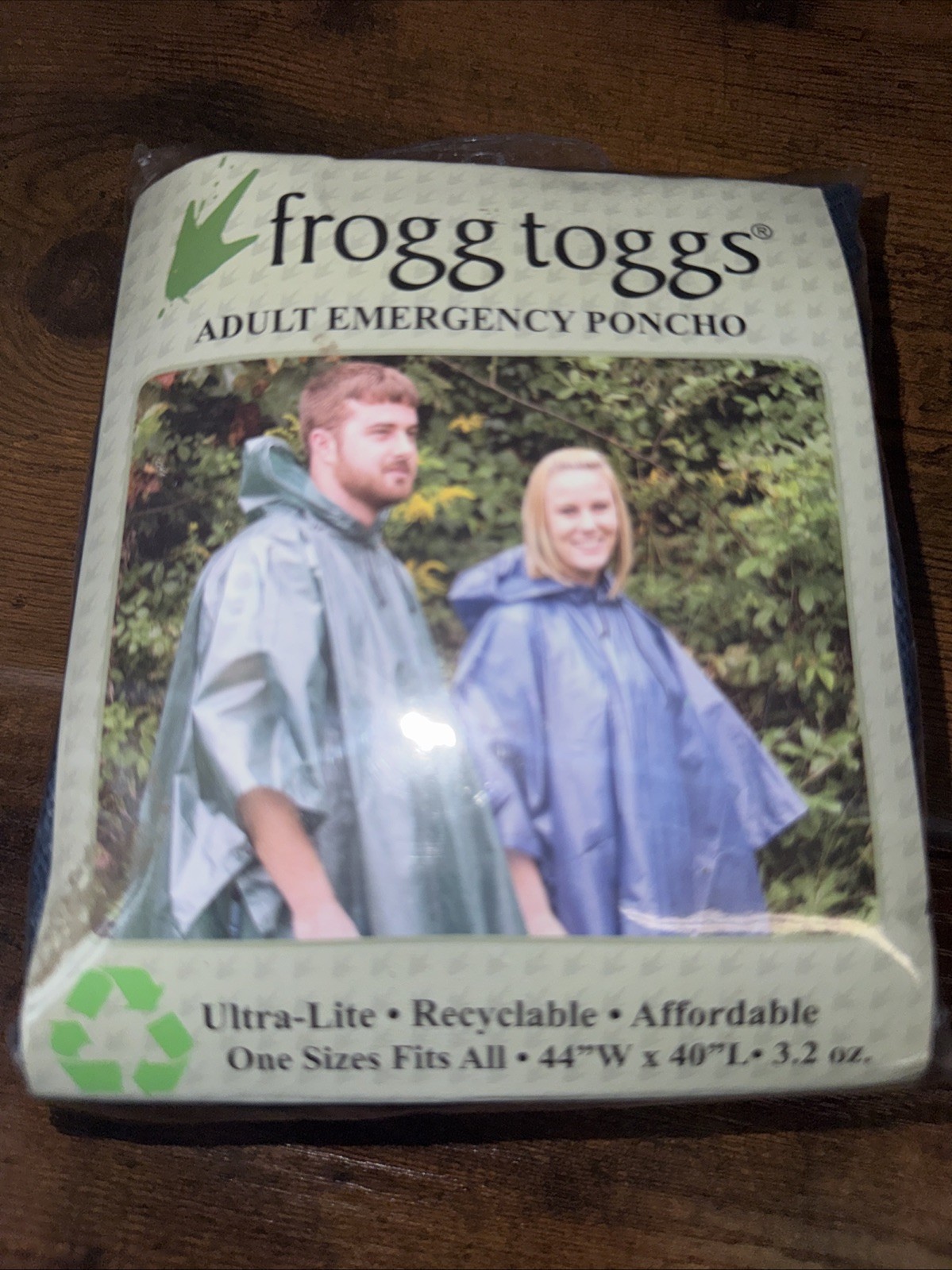 FROGG TOGGS Adult Blue Emergency Poncho 1 Size Fits All NEW Vacation