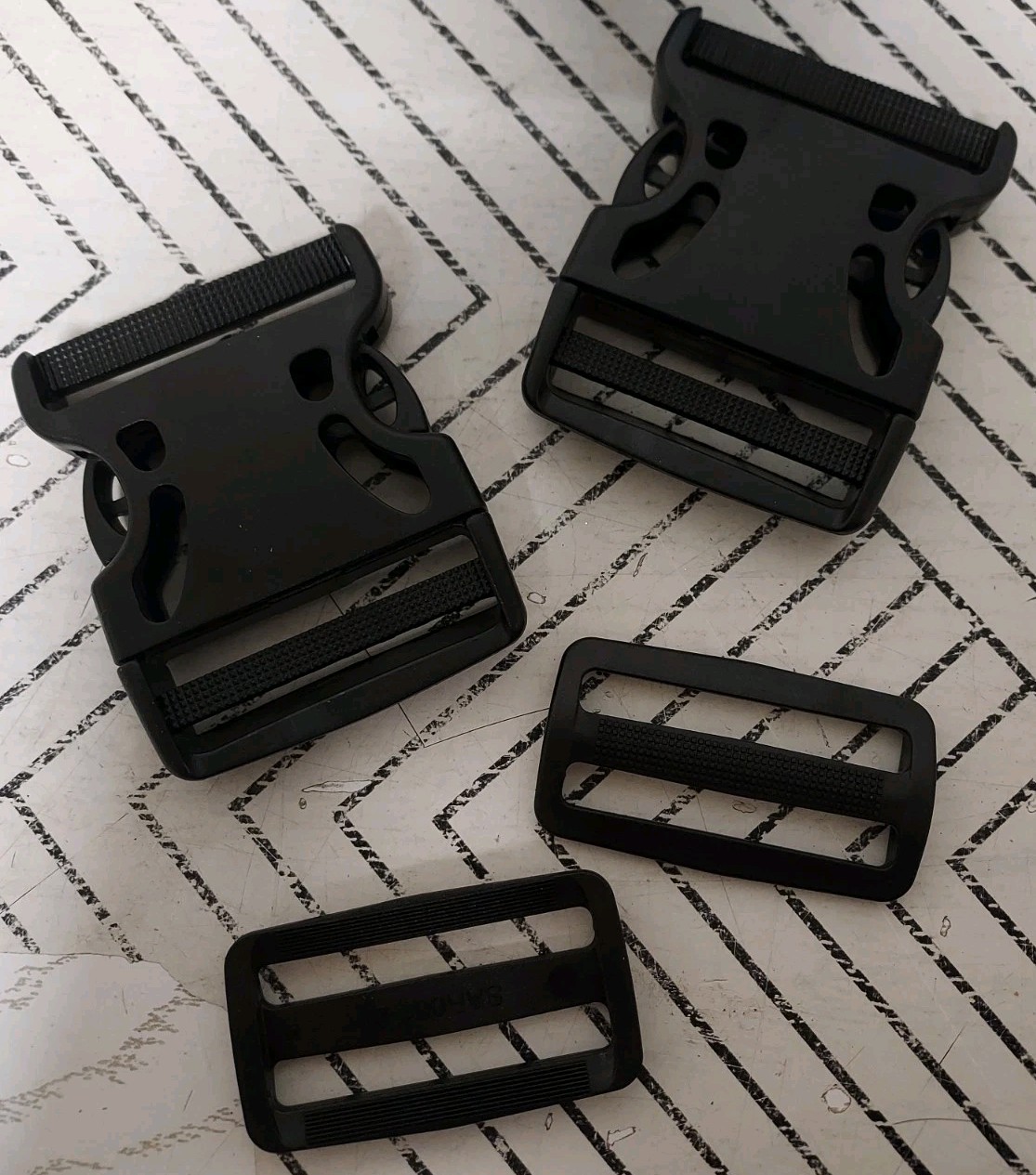 🥥 Outdoor Products Buckle & Slider🆕️LOT OF 2‼️