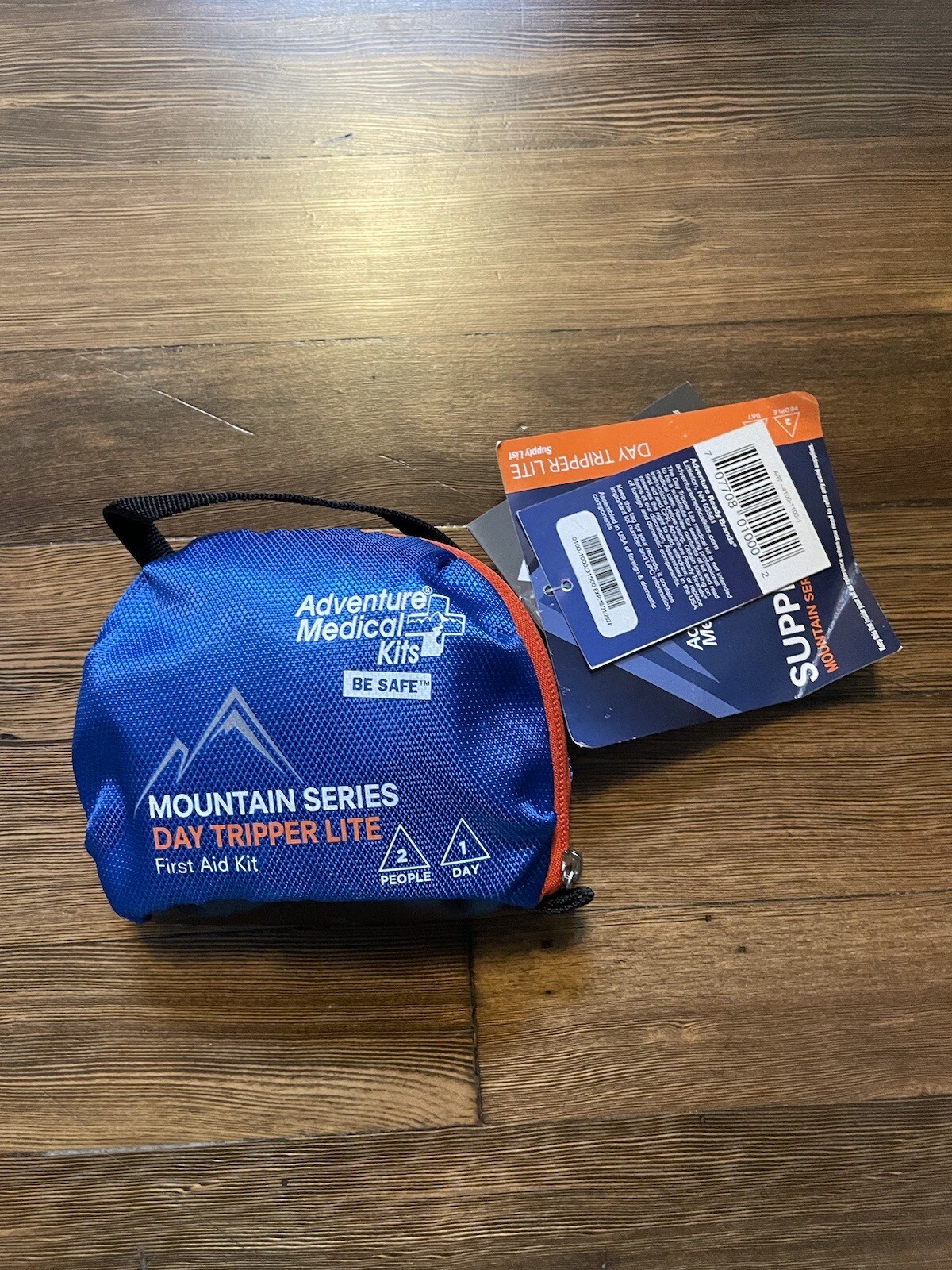 Adventure Medical Mountain Series Medical Kit (Day Tripper Lite) – 59 Pieces New