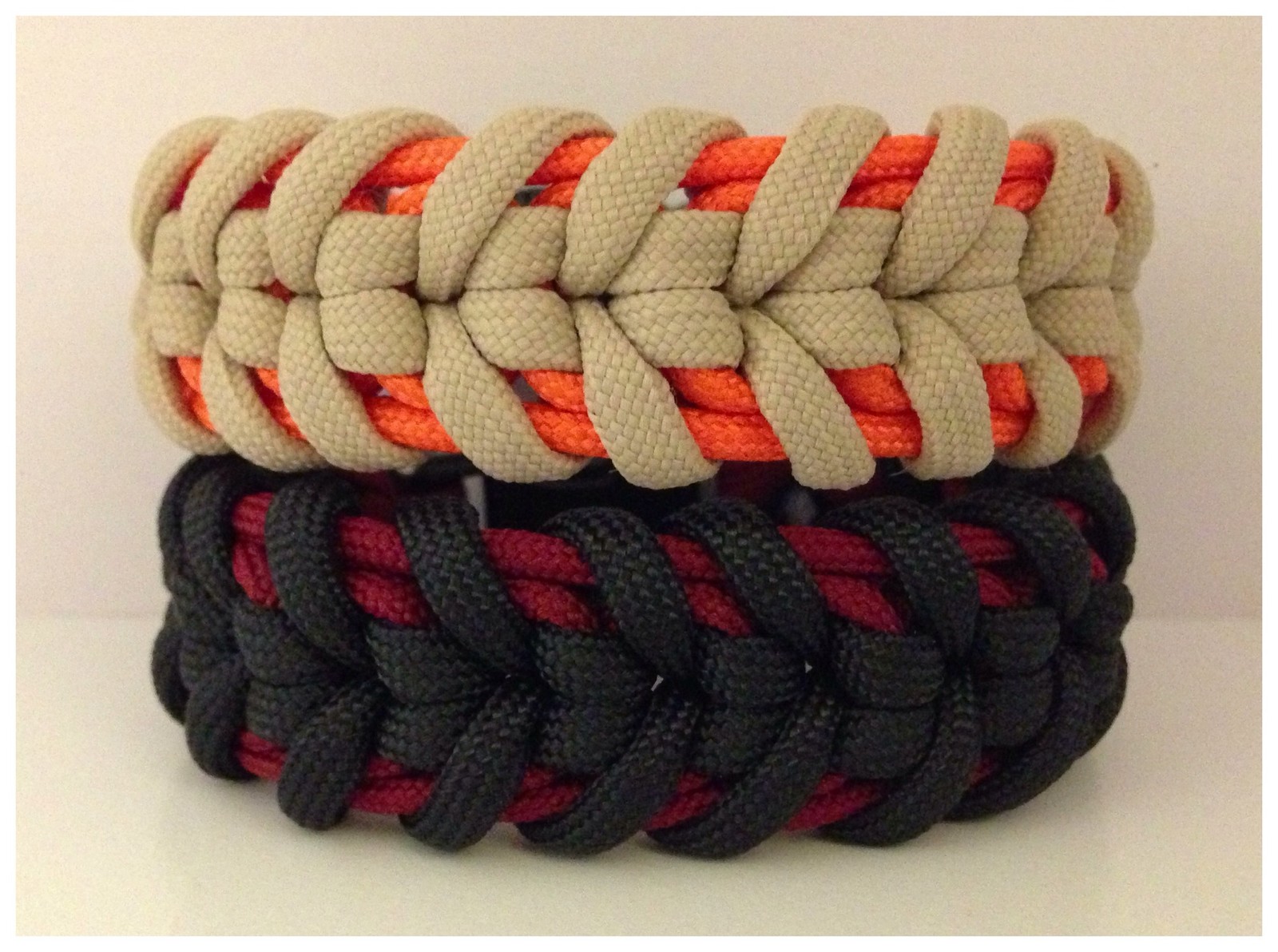 550 Paracord Bracelet – Oat Spike Sinnet Weave