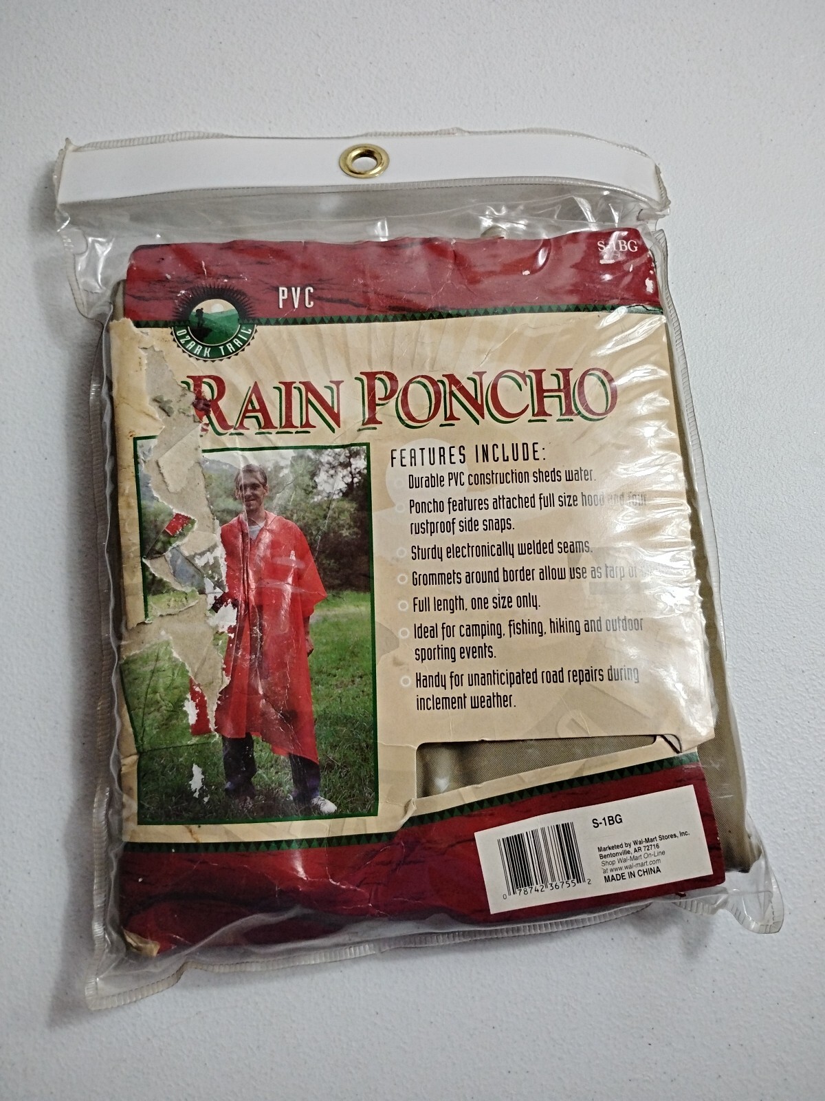 Ozark Trail 100% Waterproof Rainmaster Series Universal Adult Olive Poncho S-1BG