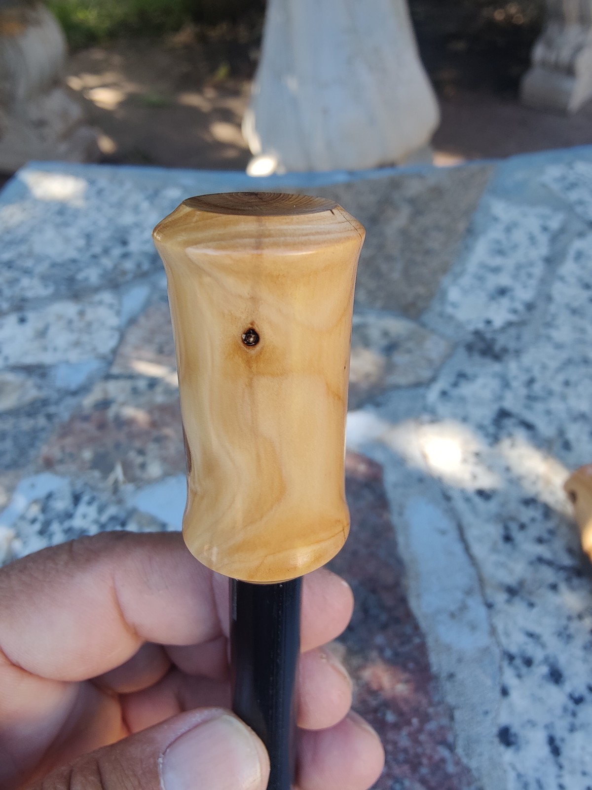 bushcraft 5″ x 1/2 ” ferrocerium rod yew wood handle | Ferro rod | mischmetal