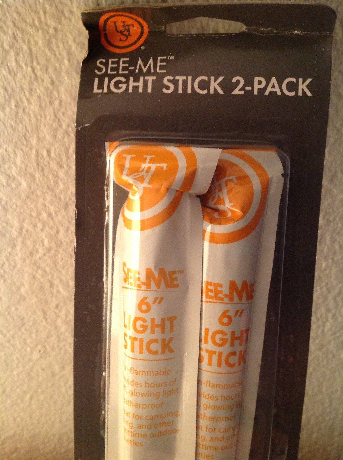UTL – See-Me Light Stick 2 Pack Yellow Green Signal Device for Emergency – NIB