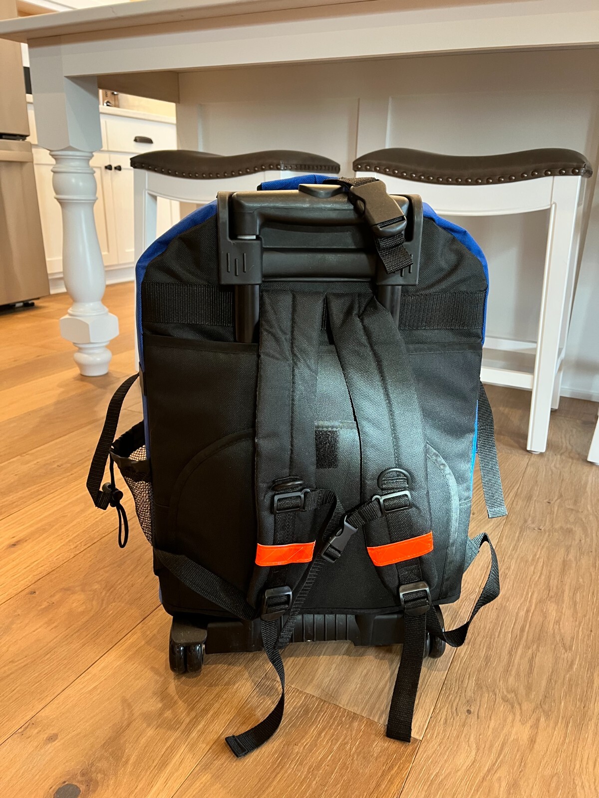Lifesecure 10850 Group Emergency Survival Kit Rolling Evacuation Backpack
