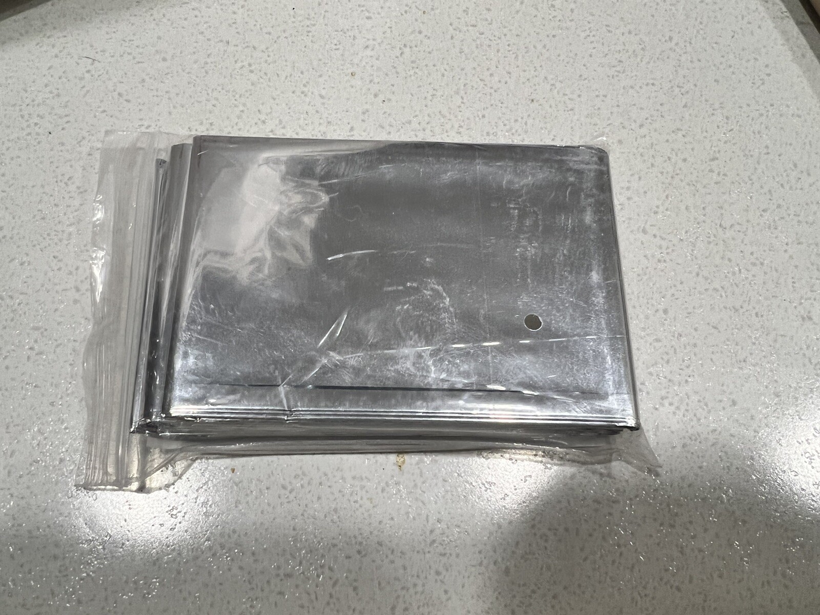Emergency BLANKET Thermal Survival Safety Insulating Mylar Heat 84″ X52″ (Pair)