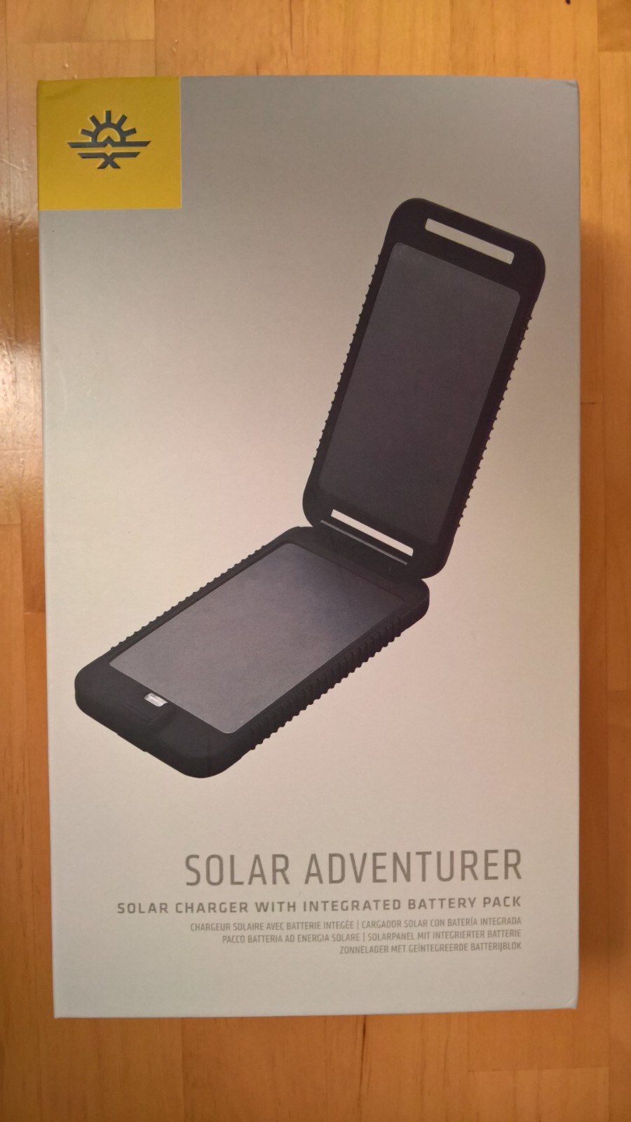 3 watt folding solar cell, integral 3500mAh USB power bank, charger, battery