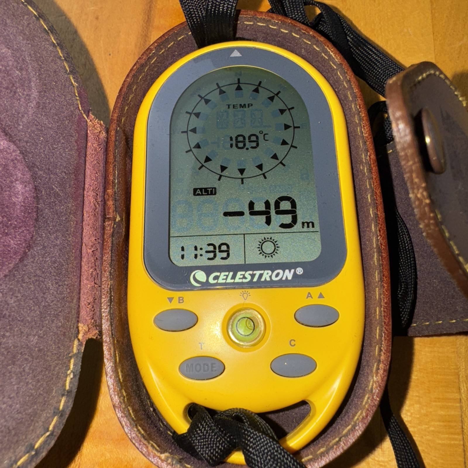 Celestine Trek Guide Model 48002 With Leather Case Lanyardstrap Backlight