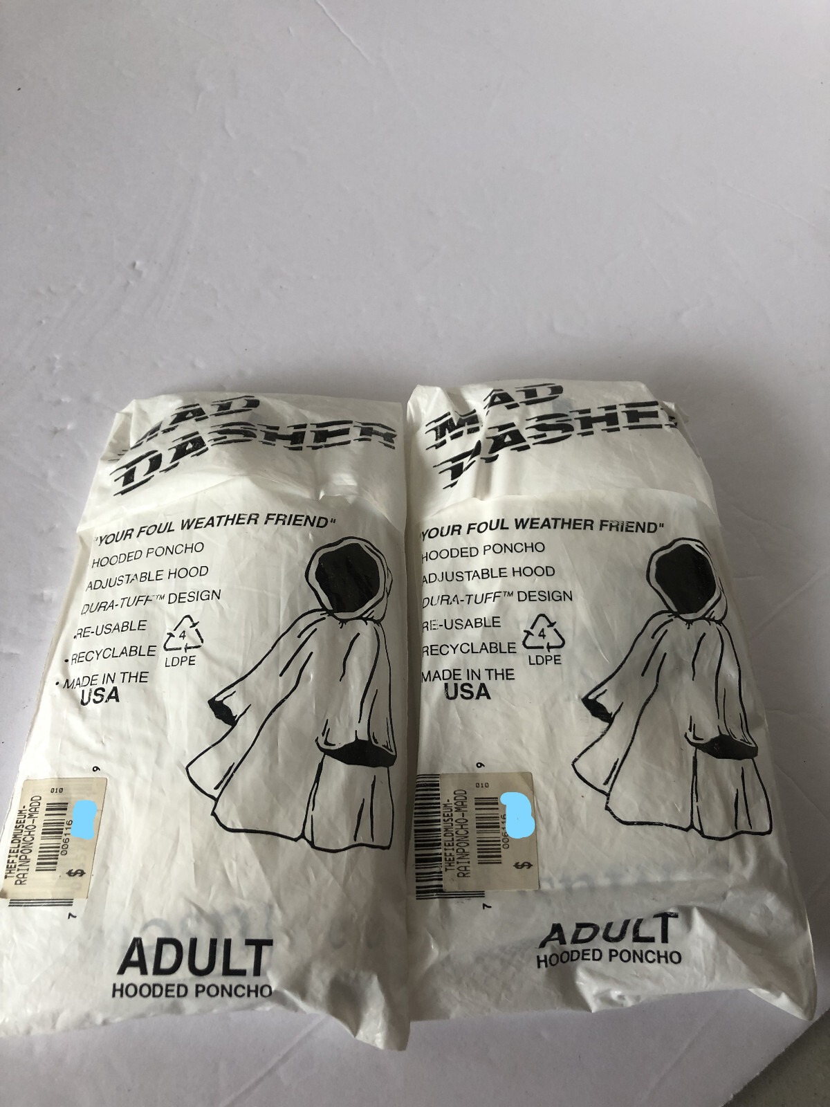 NEW LOT of 2 Mad Dasher Adult Hooded Rain Poncho – THE FIELD MUSEUM CHICAGO #N5