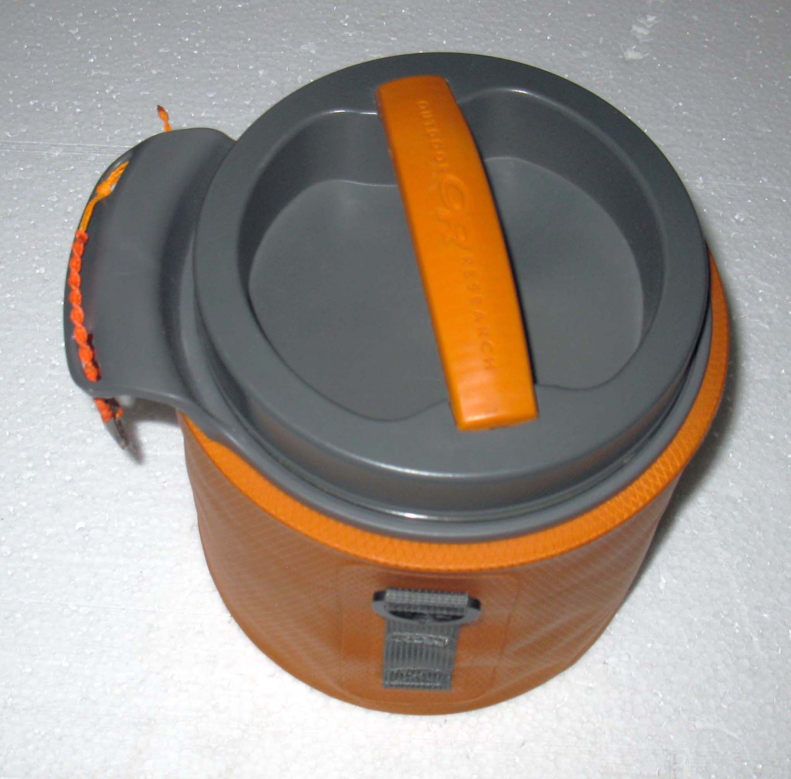 Outdoor Research Water-resistant Orange Container Capsule Rafting Camping 8×7″