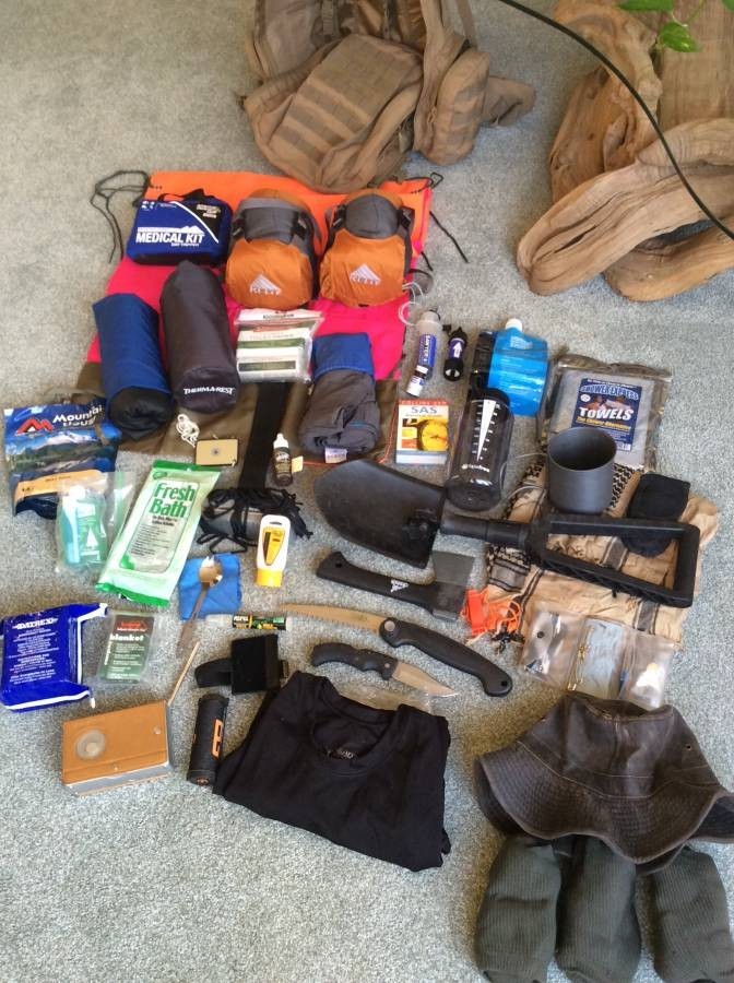 Emergency Preparedness Pack, Survival Kit from Desert Storm era