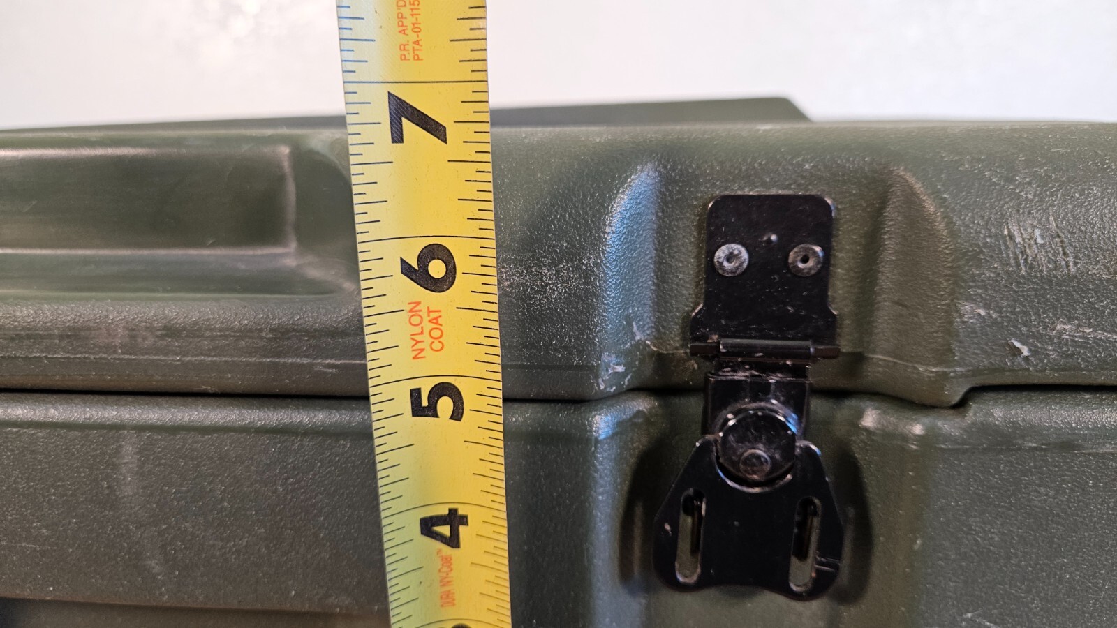 Military Plastic Weather Proof Hard Case 22x21x7 Hinged Lid Hardigg Pelican