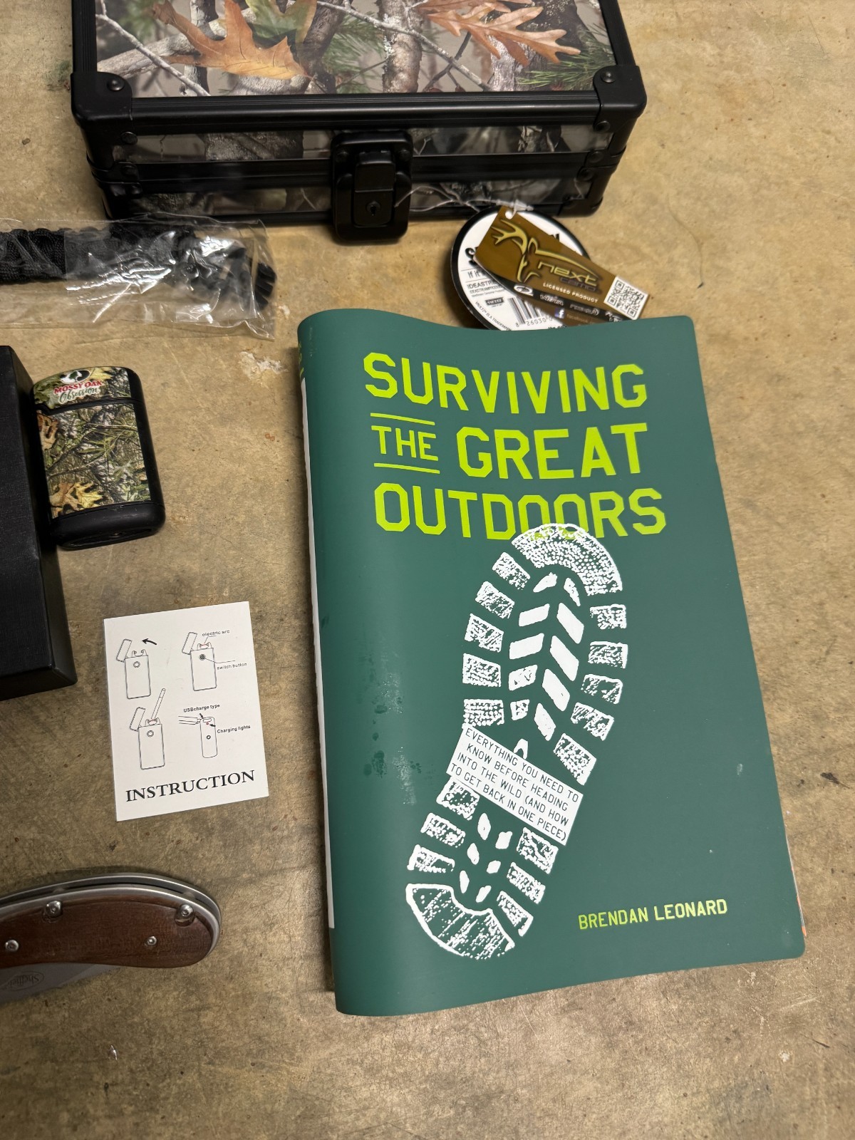“Lot EDC Survival Gear 9-in-1 Tool Kit + SaberLight Plasma Lighter + Book New