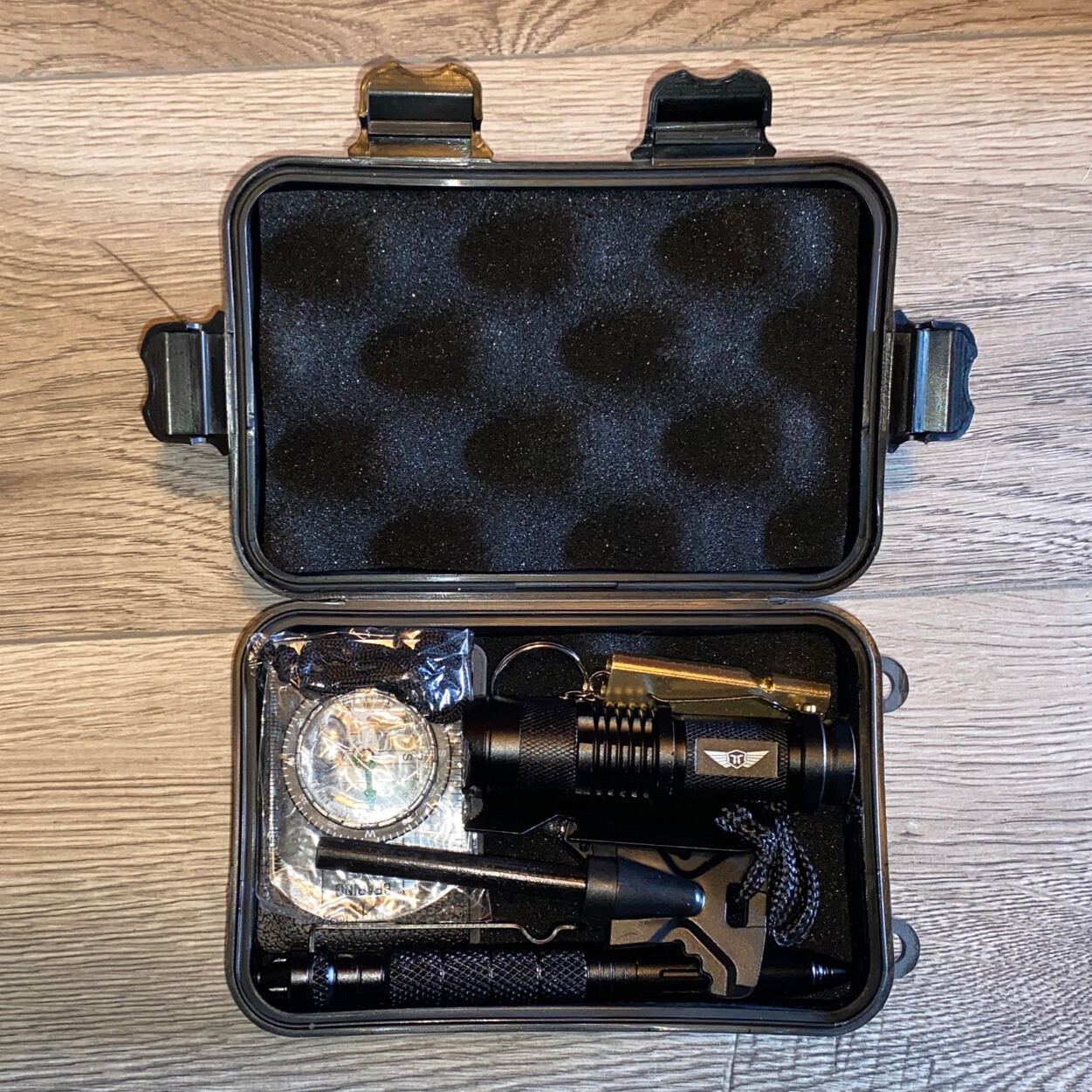 STEALTH ANGEL 9 IN 1 SURVIVAL/TACTICAL KIT HARD WATERPROOF CASE FIRE COMPASS