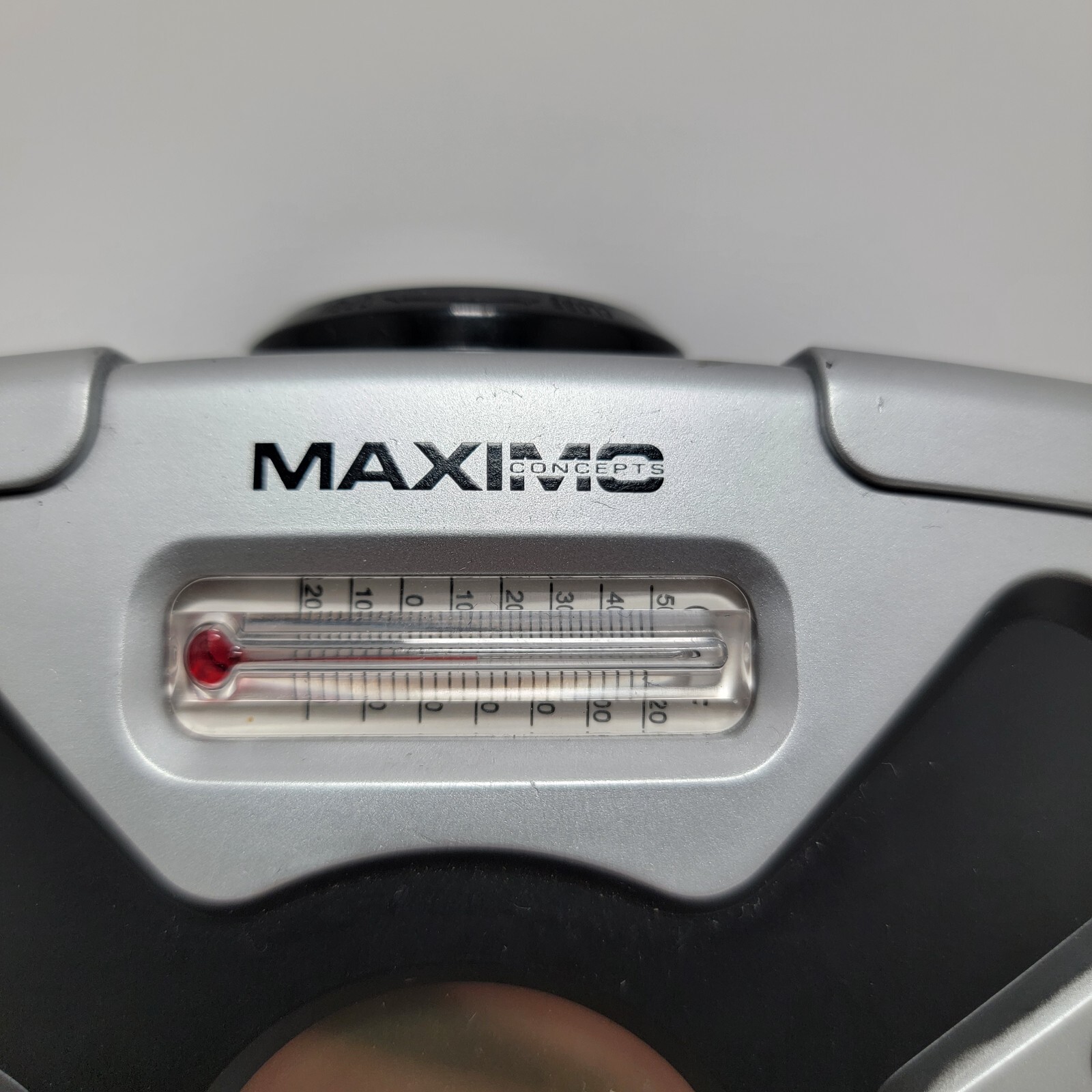 Maximo Emergency hand crank 7 Channel Weather Band Radio w/ Compass Silver