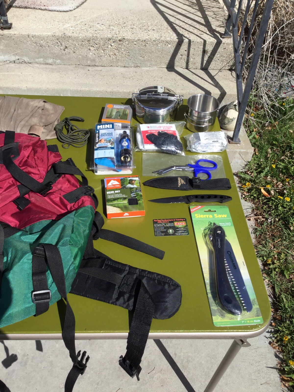 SURVIVAL KIT BUG OUT BAG EMERGENCY BACKPACK FIRST AID DISASTER PREPAREDNESS EMT