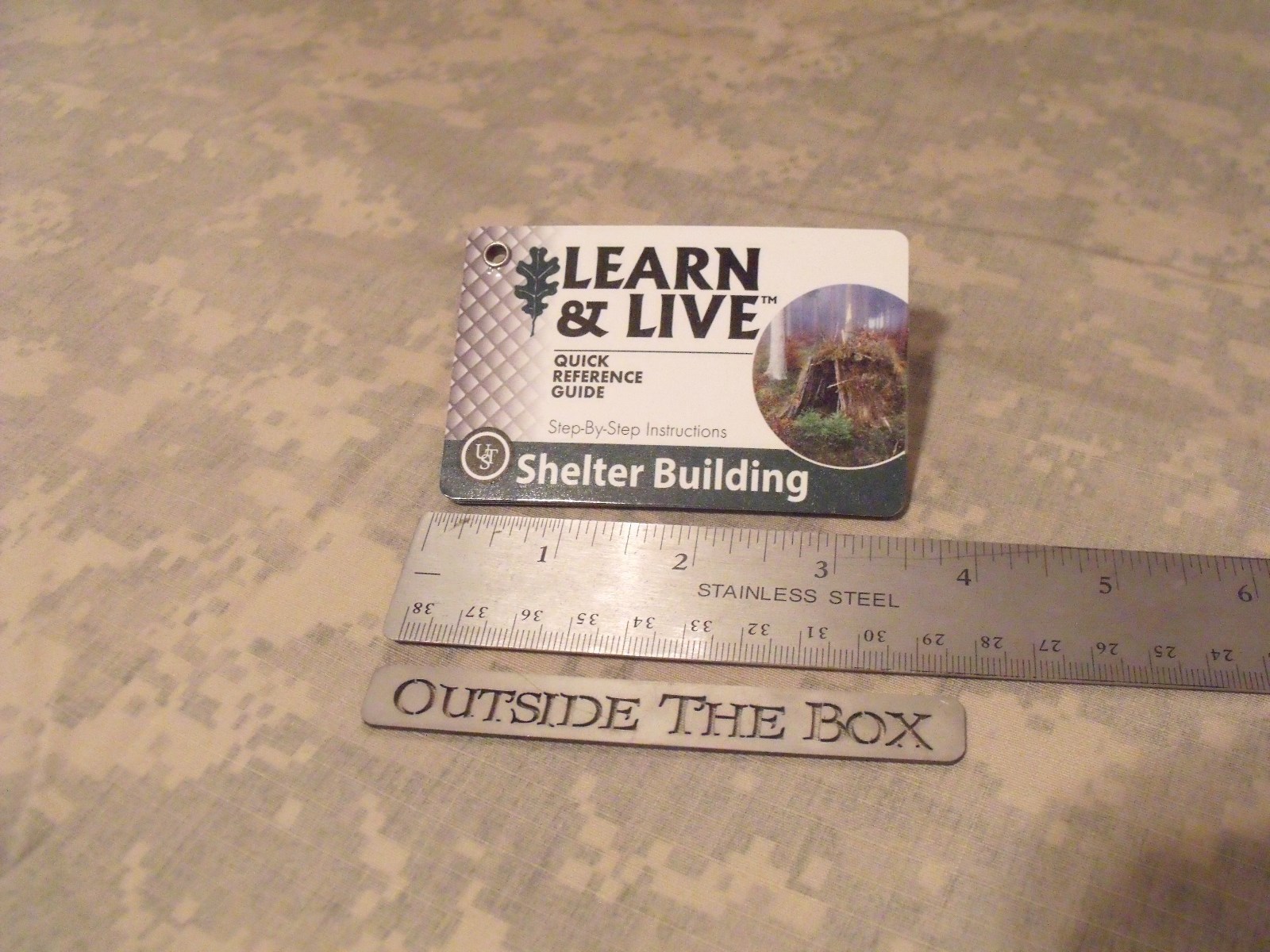 Ultimate Survival Technologies: Shelter Building Cards, UST, 9 Cards