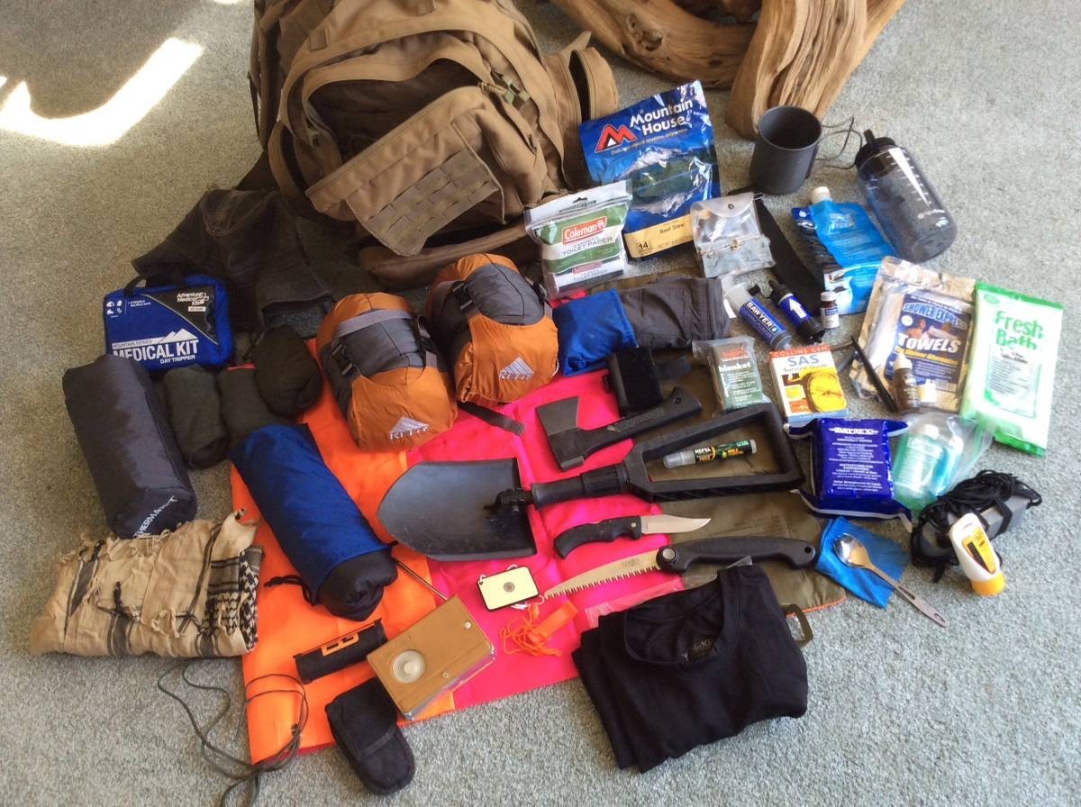 Emergency Preparedness Pack, Survival Kit from Desert Storm era