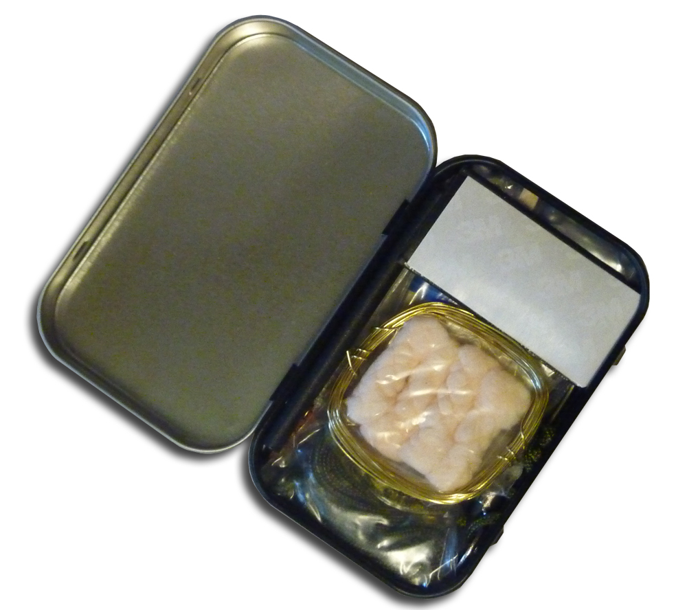 Mini Survival Kit in Tin Esee Knives Sere Tools in Pocket-sized Container