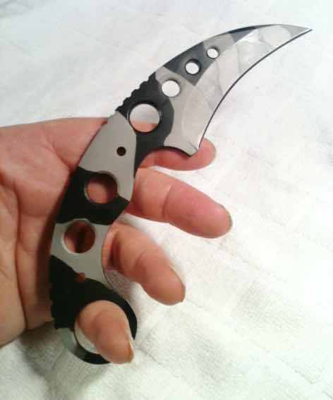 Camo Karambit Fixed Blade 7″ Neck Knife w/ Kydex Sheath