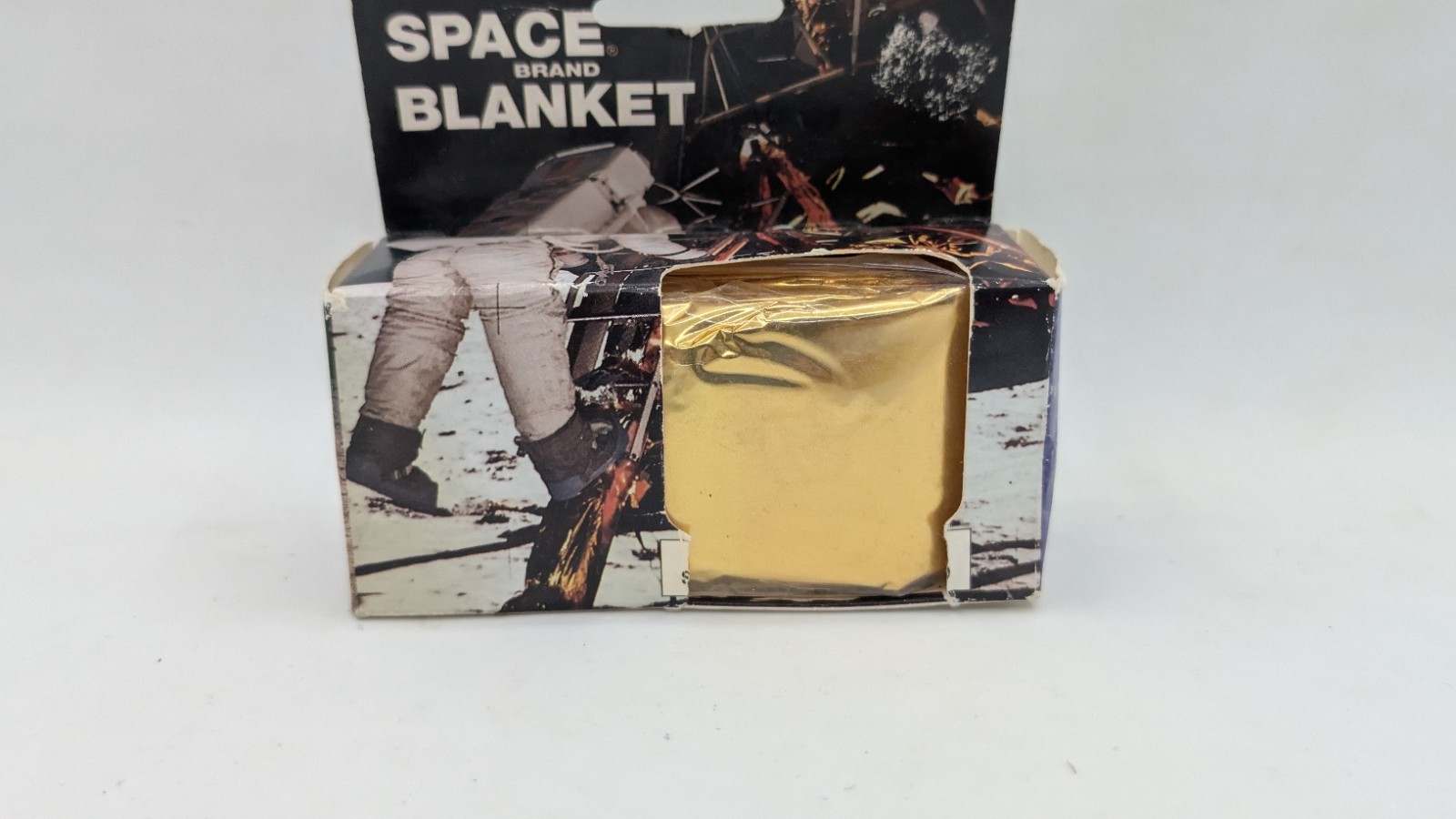 Vintage MOI Outdoors Reflective Space Emergency Blanket New Open Box