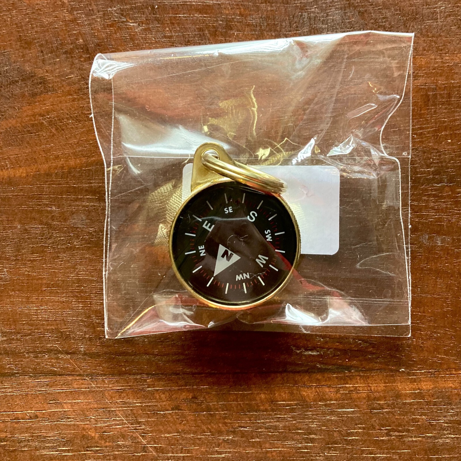 A&F Brass Compass knurled solid W3.0xH4.0xD1.1cm, W1.1xH1.5xD0.4in