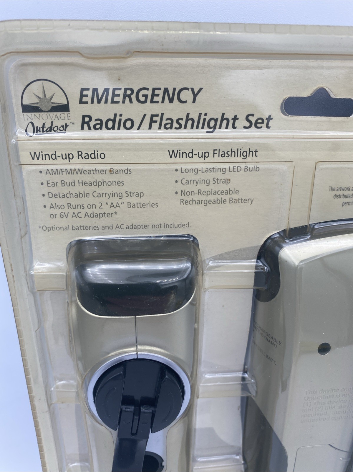 Innovage Outdoor Wind Up Emergency Radio/Flashlight Set, No Batteries Required