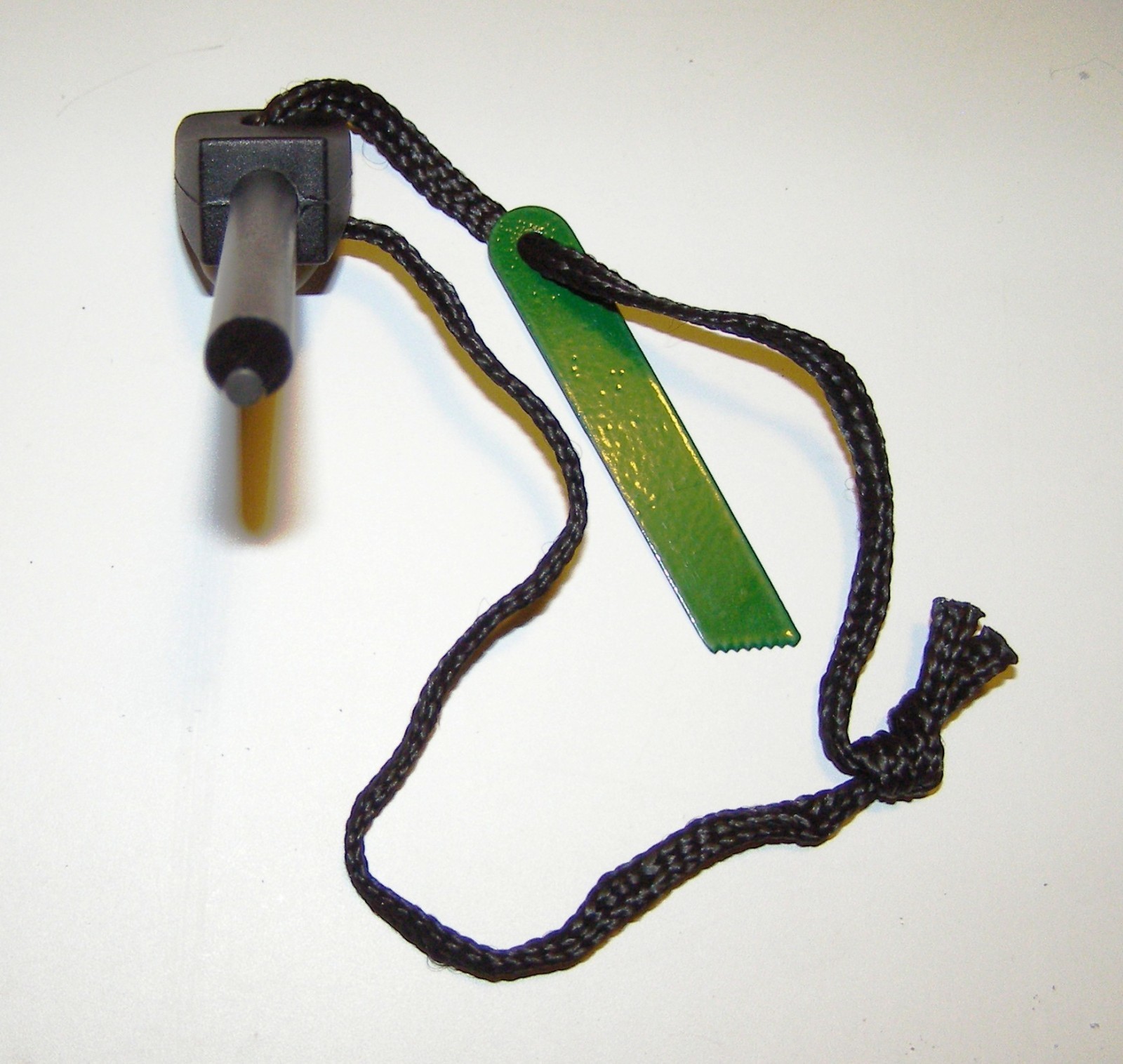 Dual Rod Flint Magnesium Fire Starter Kit & Full Tang Outdoor Survival Knife NEW