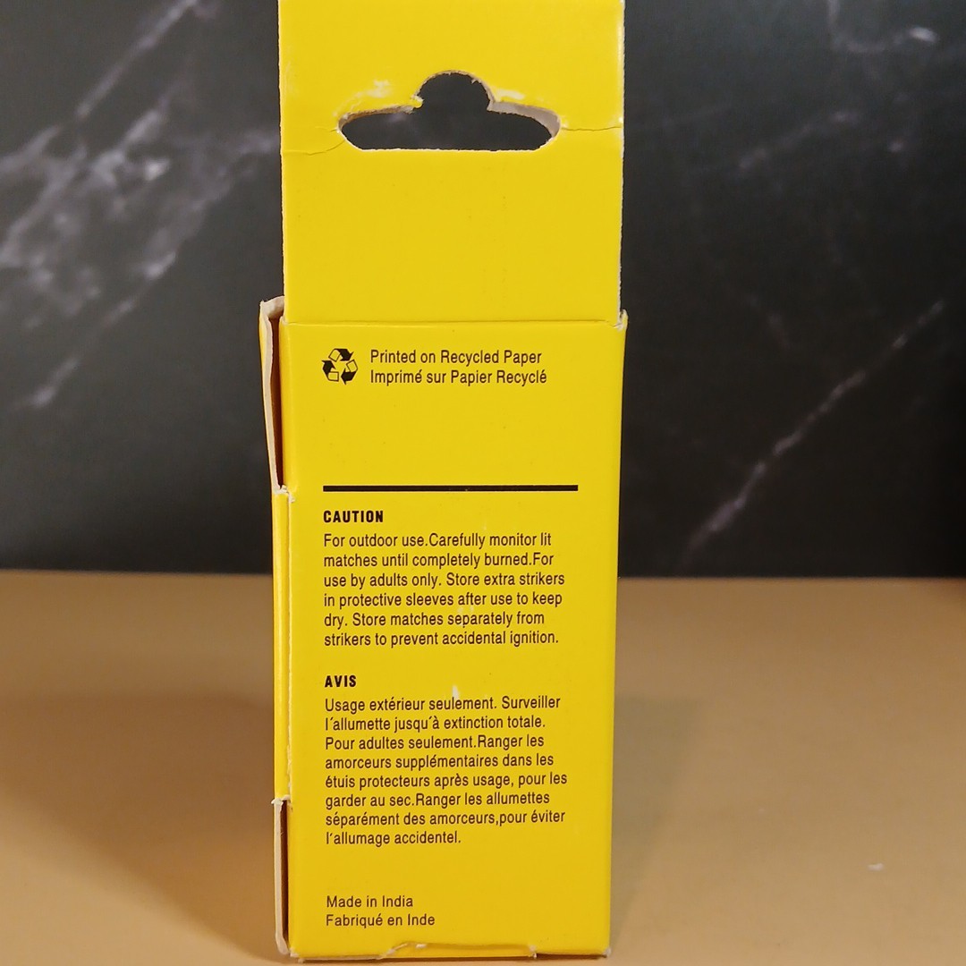UCO Stormproof Match Kit with Waterproof Case, 25 Stormproof Matches and 3 Strik