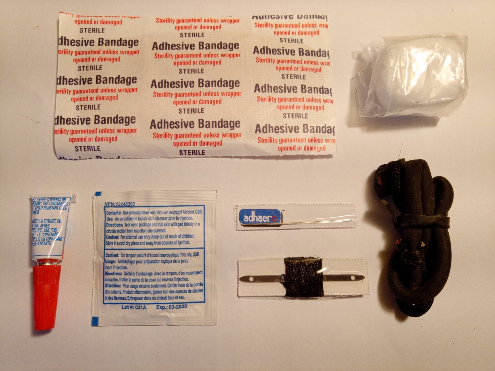 MINIMALIST EMERGENCY SURVIVAL FIRST AID NECKLACE POUCH WITH TOURNIQUET FIRST AID