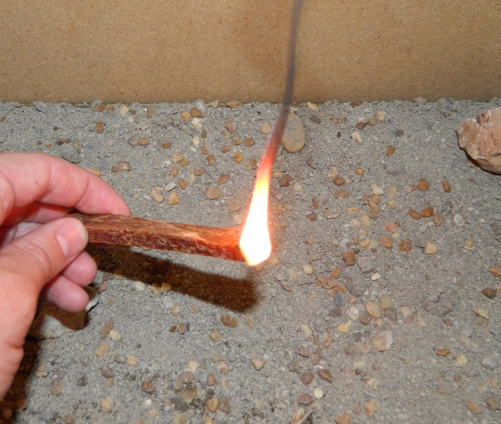 32oz. Outdoor Survival Camping Fatwood Kindling Firestarter Fire Starting Sticks