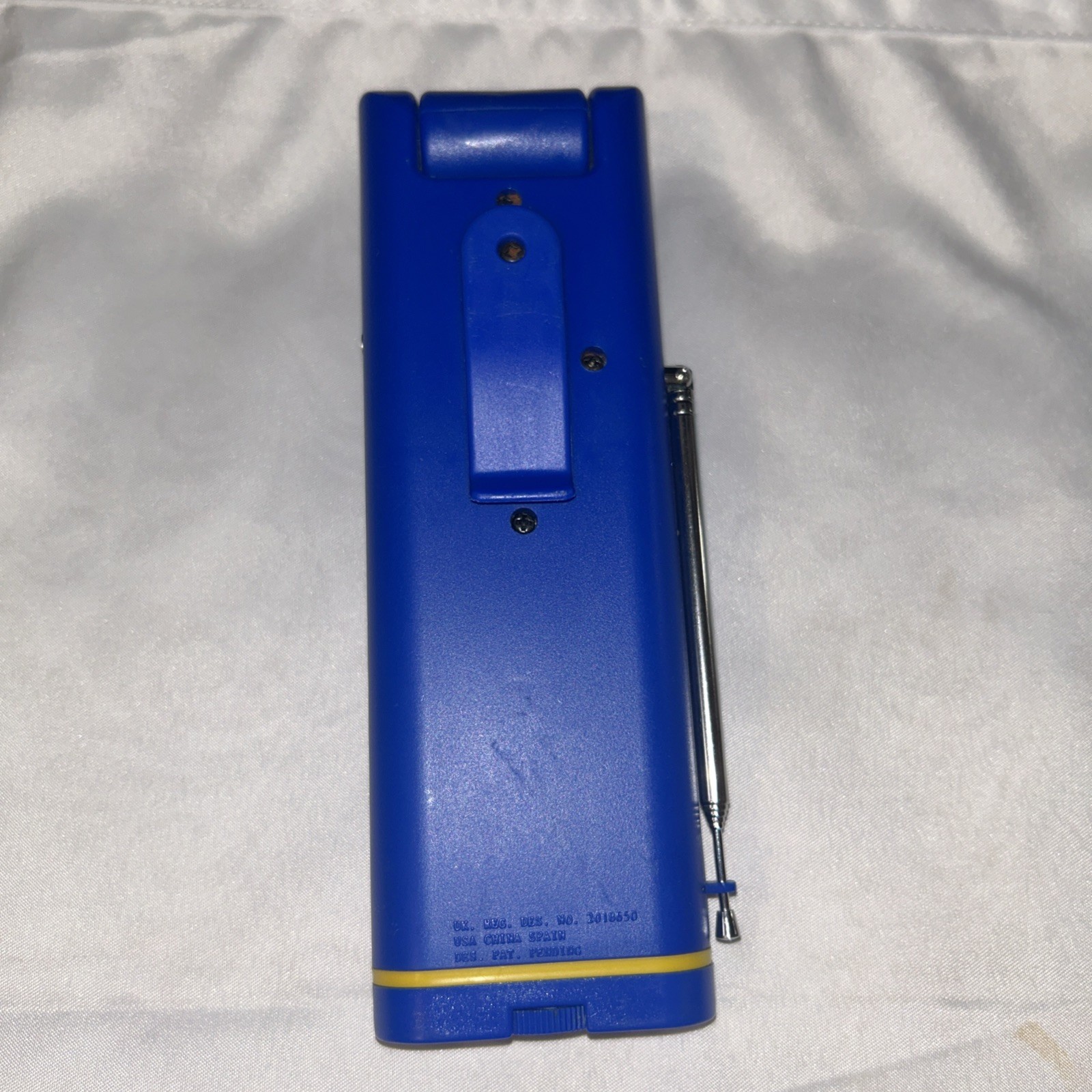 Multi purpose Emergency Radio And Flashlight