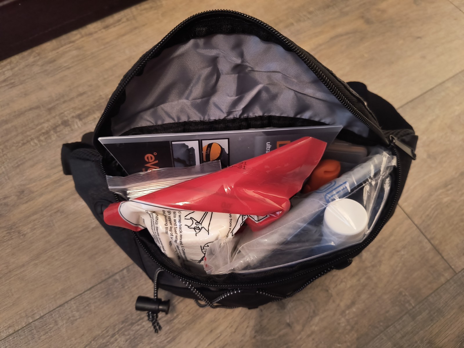 Mini Survival/Hiking Kit