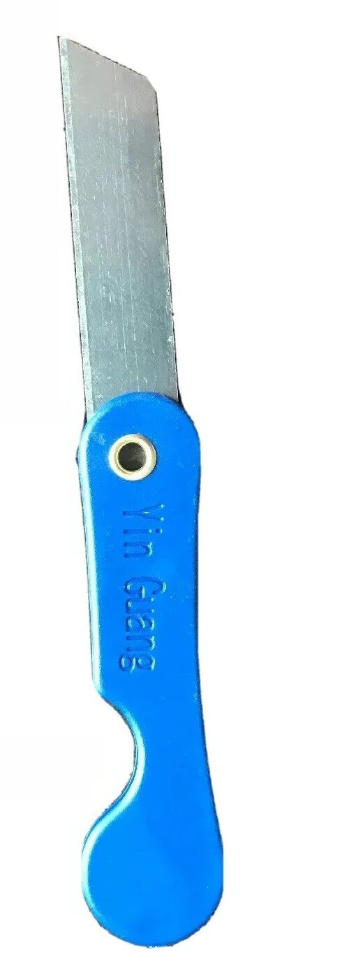 Folding Utility Razor (12 – pack) for Survival, First Aid Kits, & Fishing Kits