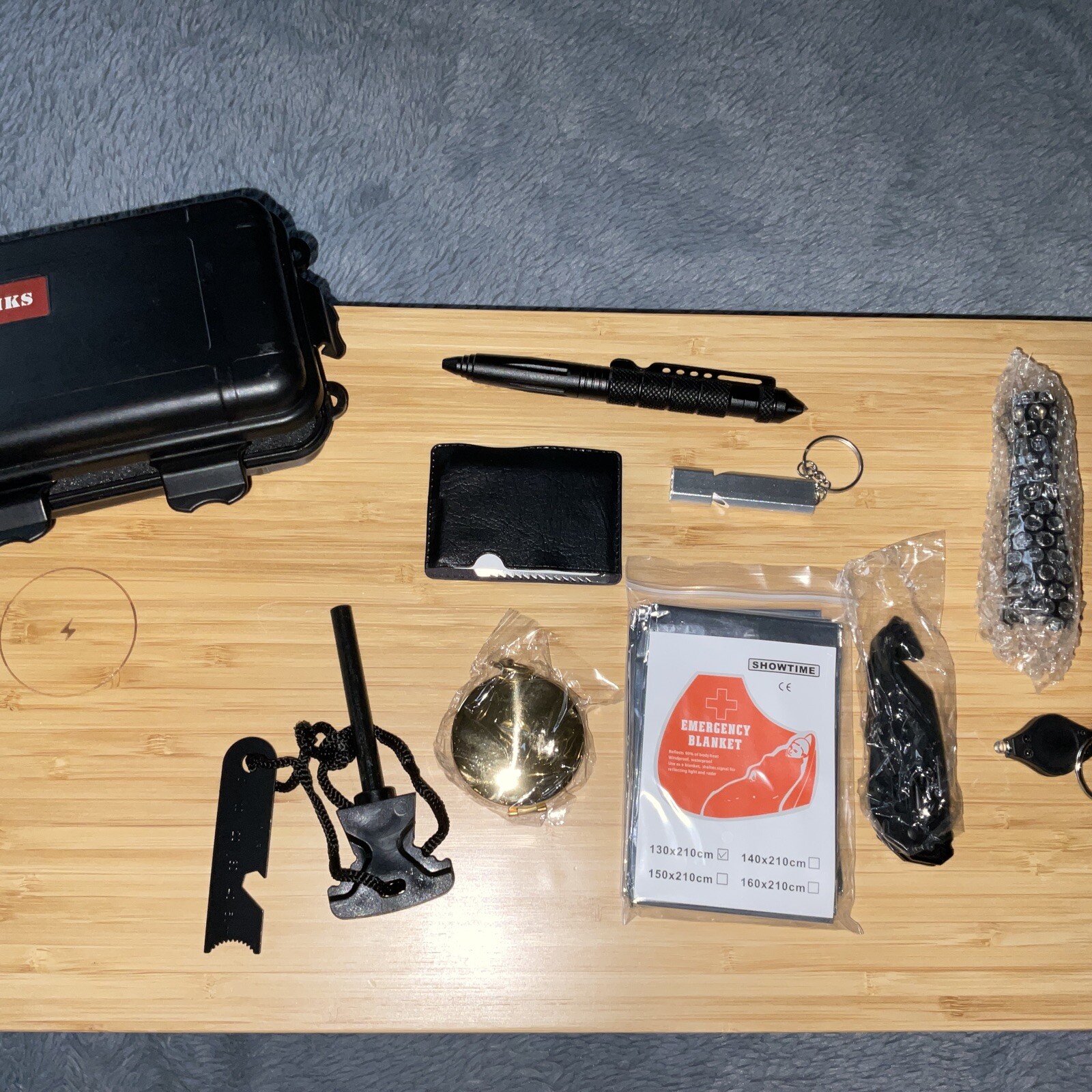 EDC Kit. Brand: Eiliks. 17”x11”x5”. 10 Pcs. In a case.