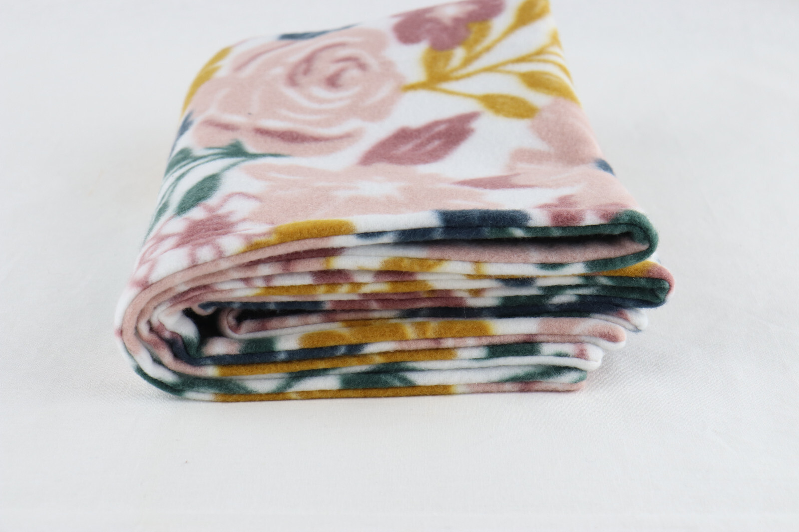 Faraday EMF Shield Protection Lap protect 5G Shield WiFi flowers 32×21″ blanket