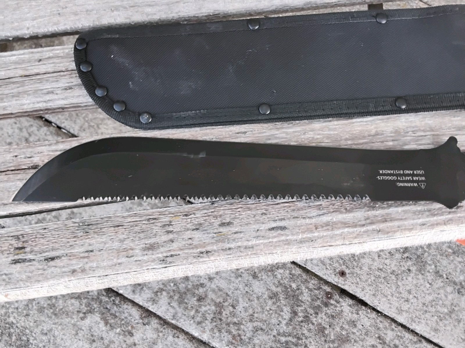 UST ParaCuda-Machete 11″ Drop Point Stainless Steel Blade Paracord Handle Sheath