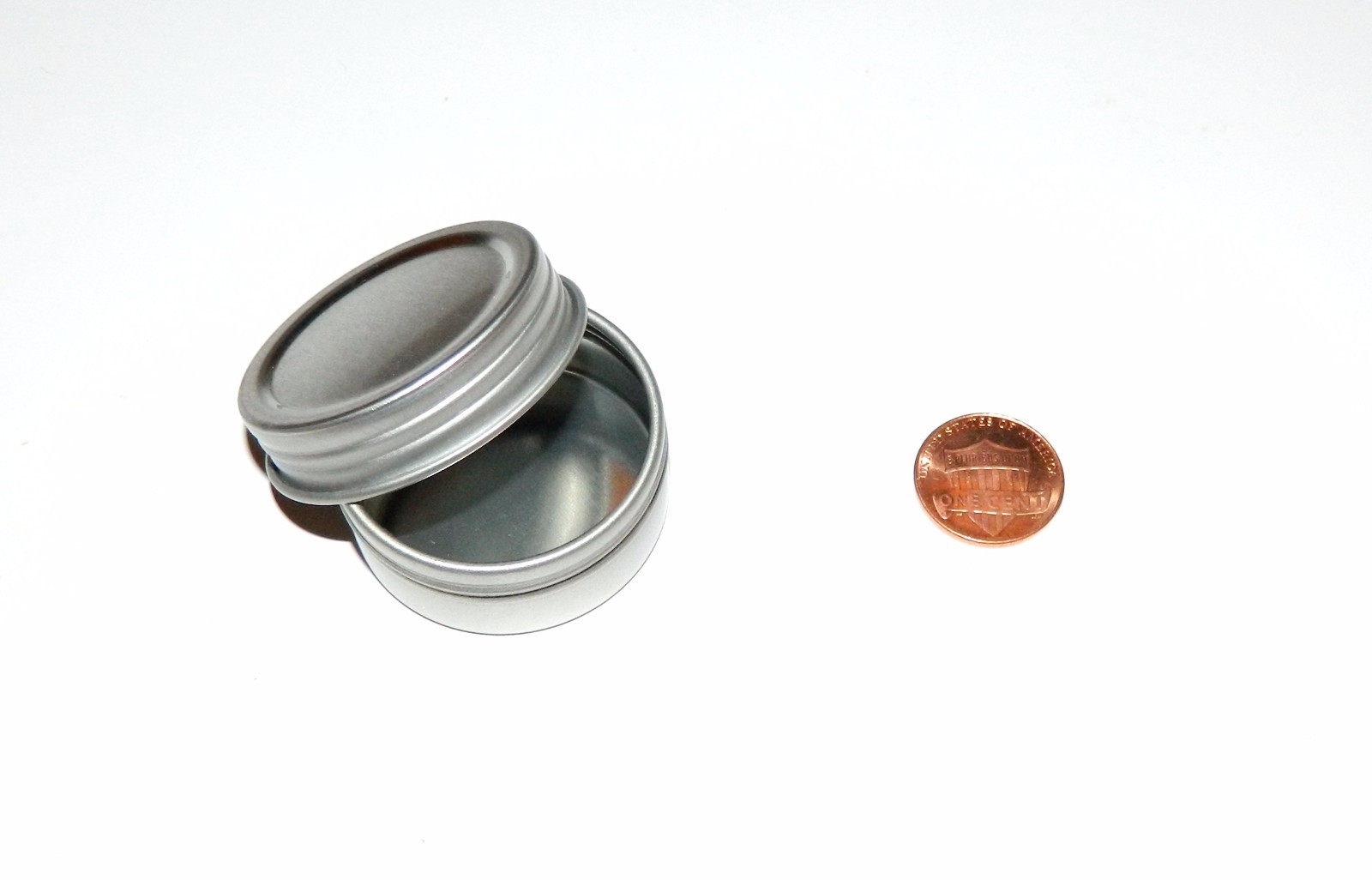 5 X 1/2 oz. Round Shallow Survival Tin Can With Screw Top Lid – Use With Crafts