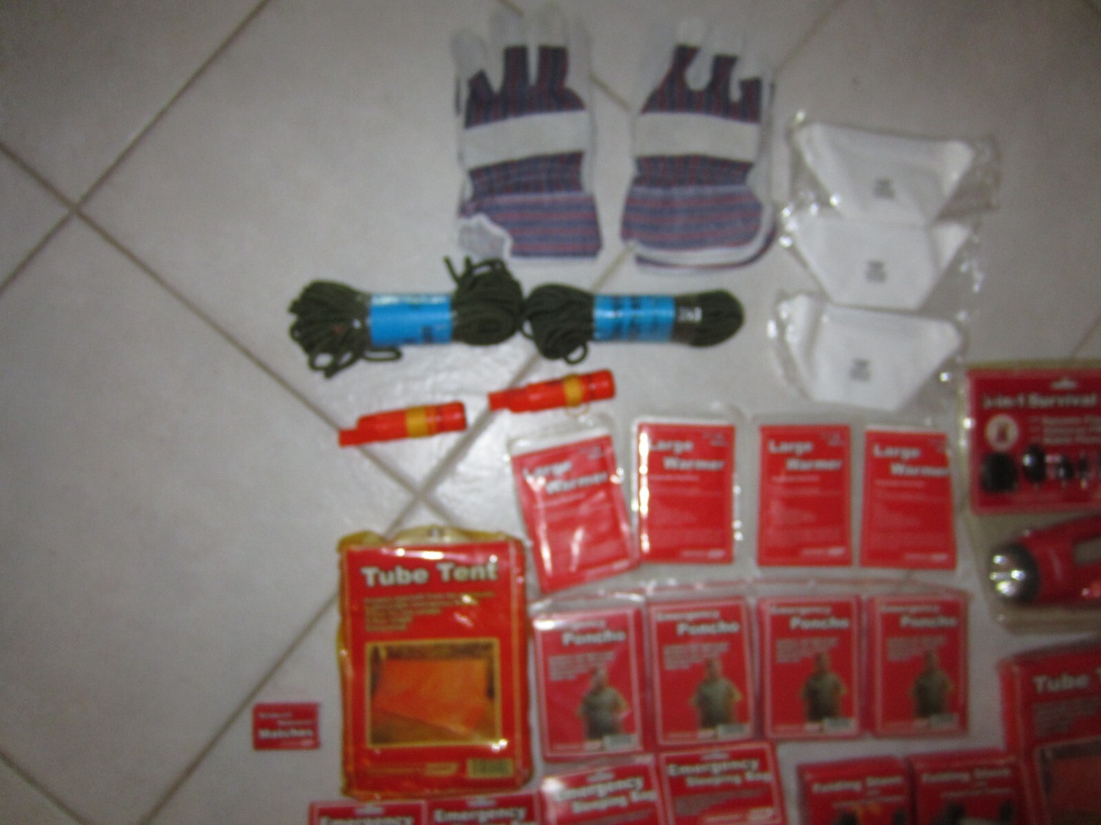 LARGE SURVIVAL KIT LOT HIKING KIT LOT HURRICANE KIT VARIOUS 40 PIECE AS PICTURED
