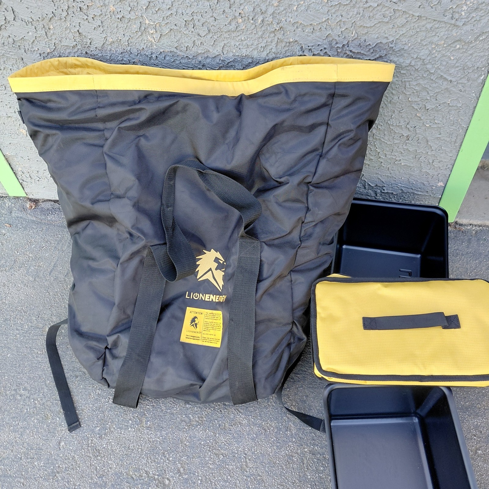 Lion Energy Electronics Shielding EMP Bag Oversized LARGE R5-105