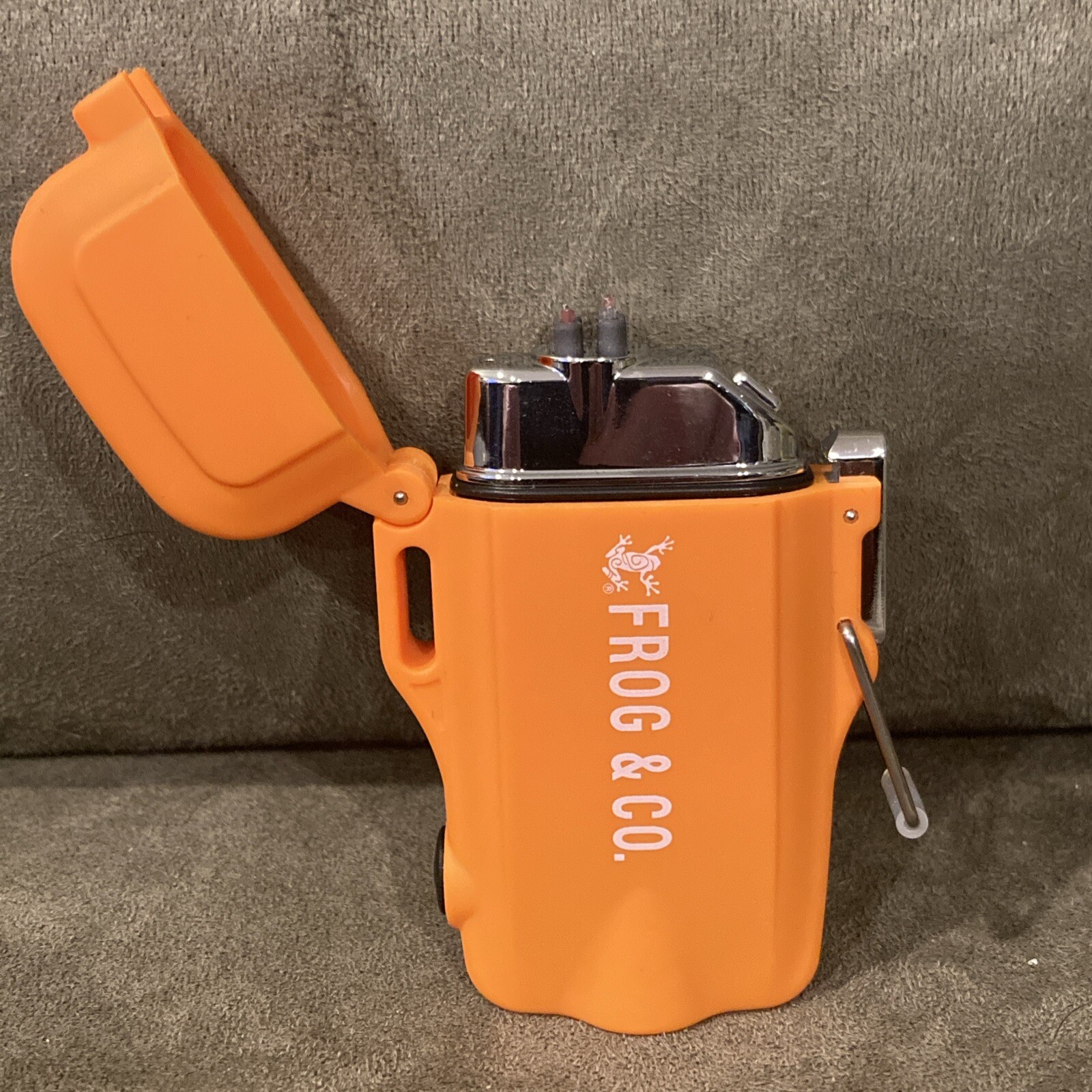 Survival Lighter Plasma – Wind/Waterproof Flashlight Rescue Tinder Whistle NEW