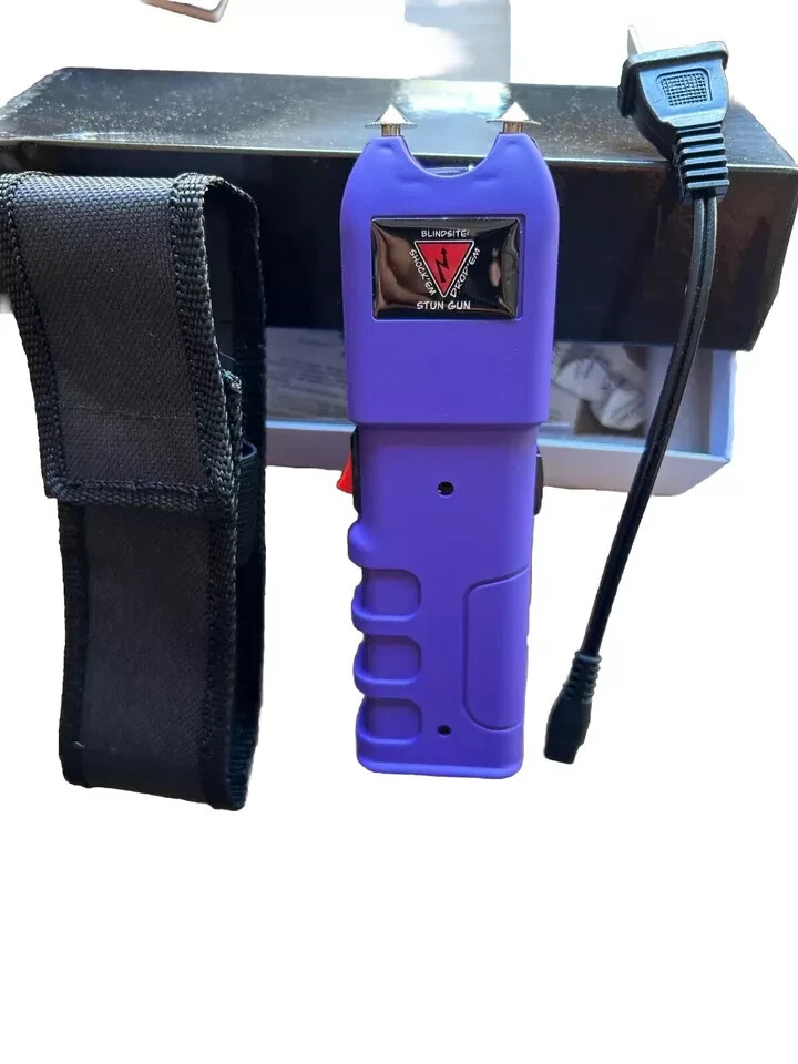BRAND NEW BLINDSITE Stun Gun w/ holster, charger, & instruction manual