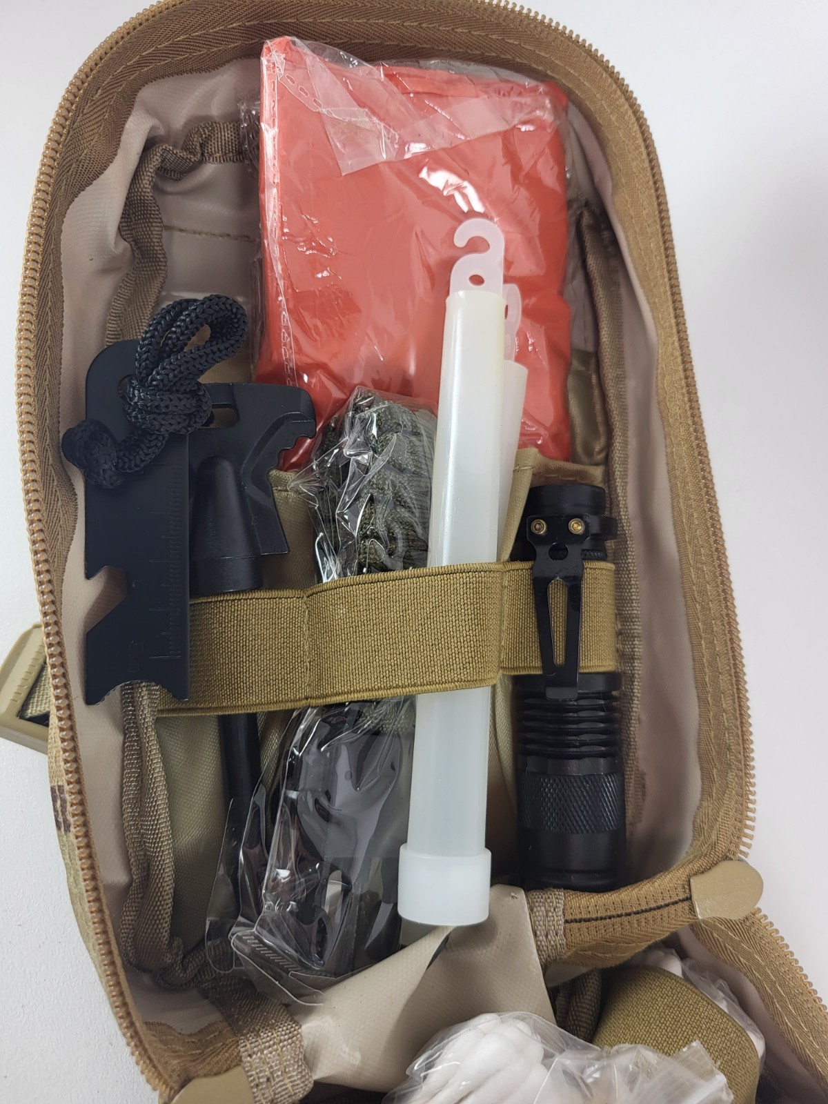 Emergency Survival Kit Bag First Aid Bug out Military Prepper Kit 142 Piece Kit